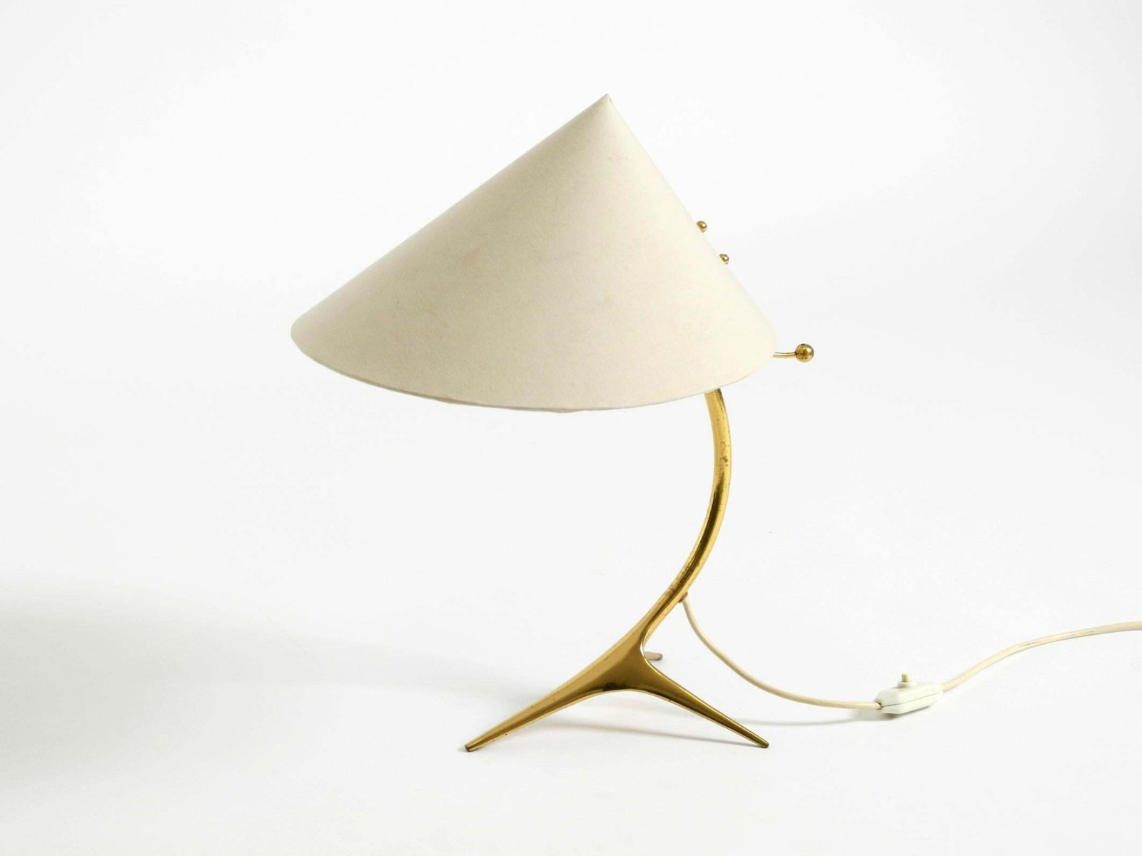 Beautiful Large Mid Century Brass Crow's Foot Table Lamp By Kalmar Austria photo for sale