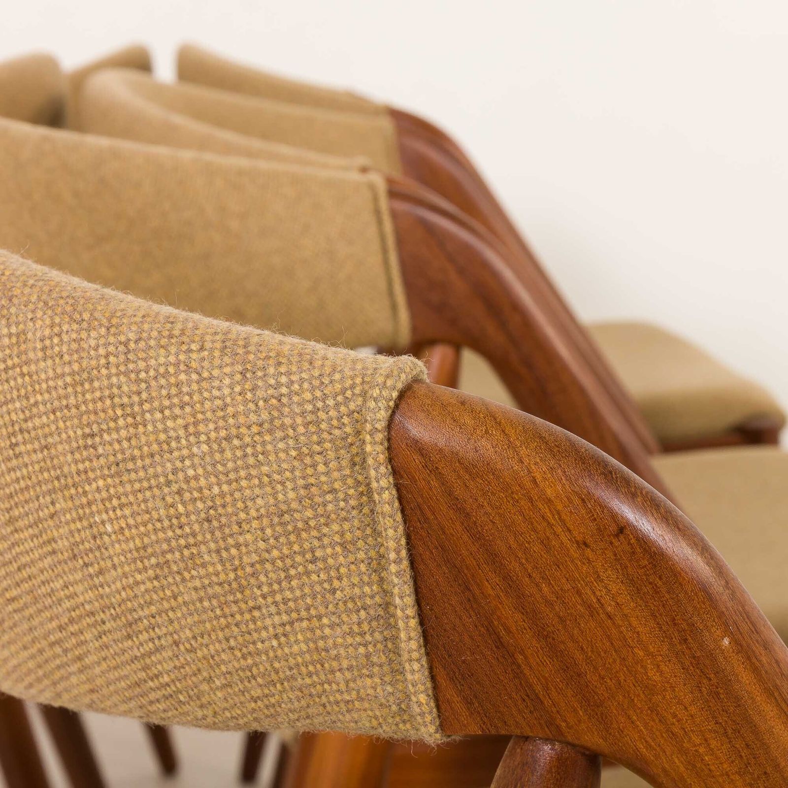 photo buy Kai Kristiansen Model 31 Chairs, Set Of 6, Denmark 1960s