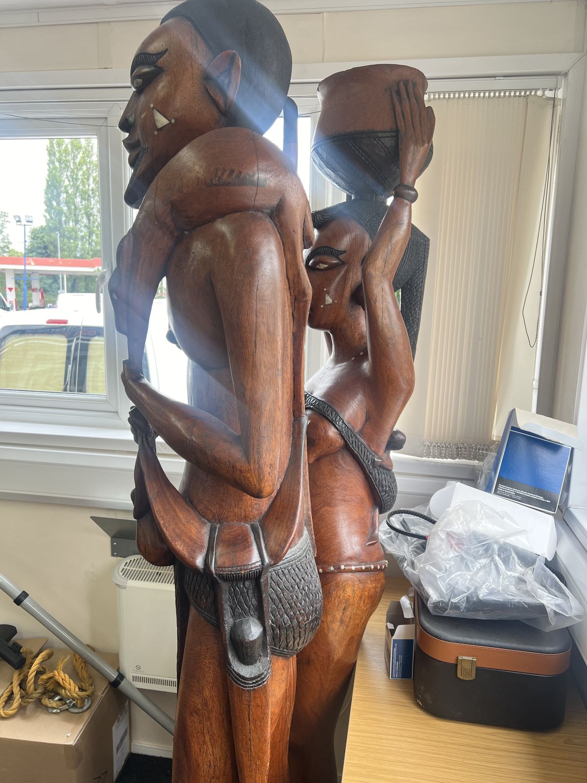 photo furniture African Tribble Couple Life Size Solid Wooden Ethnic Art