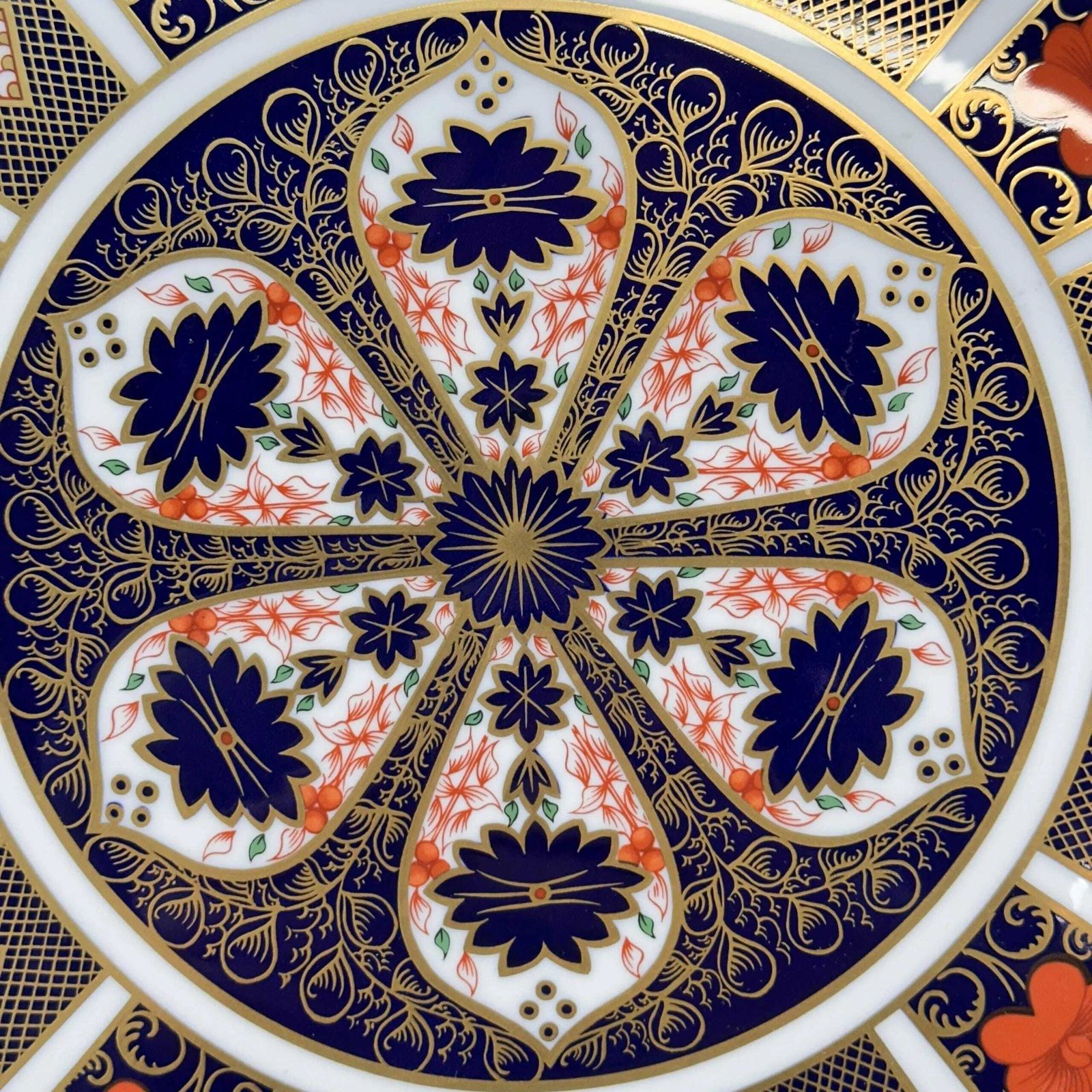 Royal Crown Derby Old Imari 1128 Cake Platter 11" Plate Bone China Vintage 1994 photo vinterior