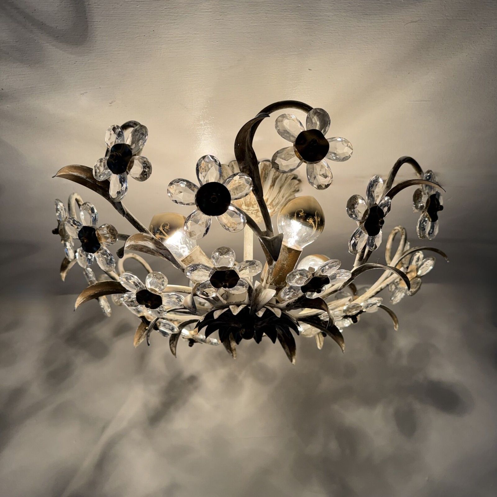 Vintage Plafondlamp Met Kristallen Bloemen, Jaren 1970 photo vintage