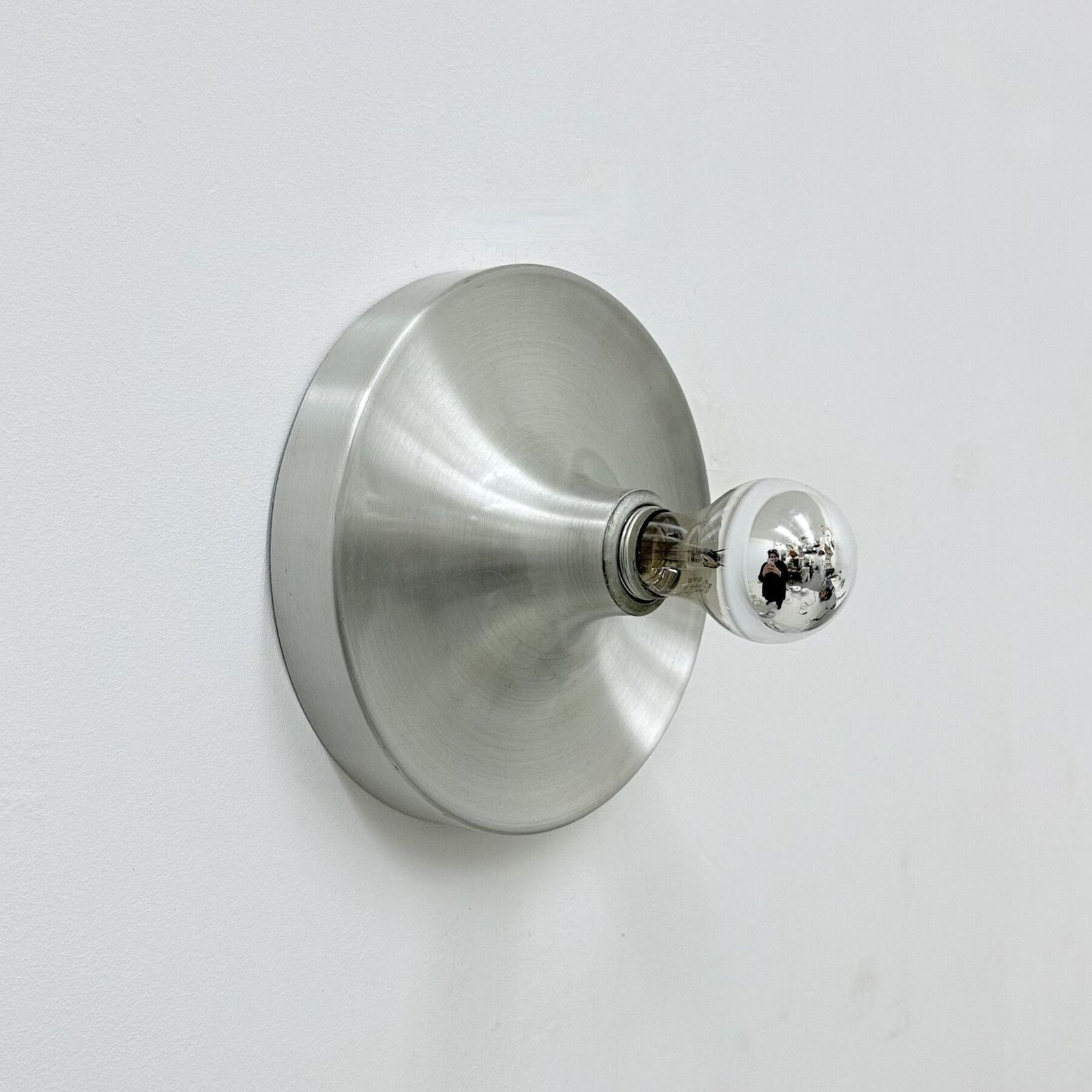 Mid Century Design Honsel Disc Lamp, Jaren 1970, Toegeschreven Aan Charlotte Perriand Voor Les Arcs photo vintage