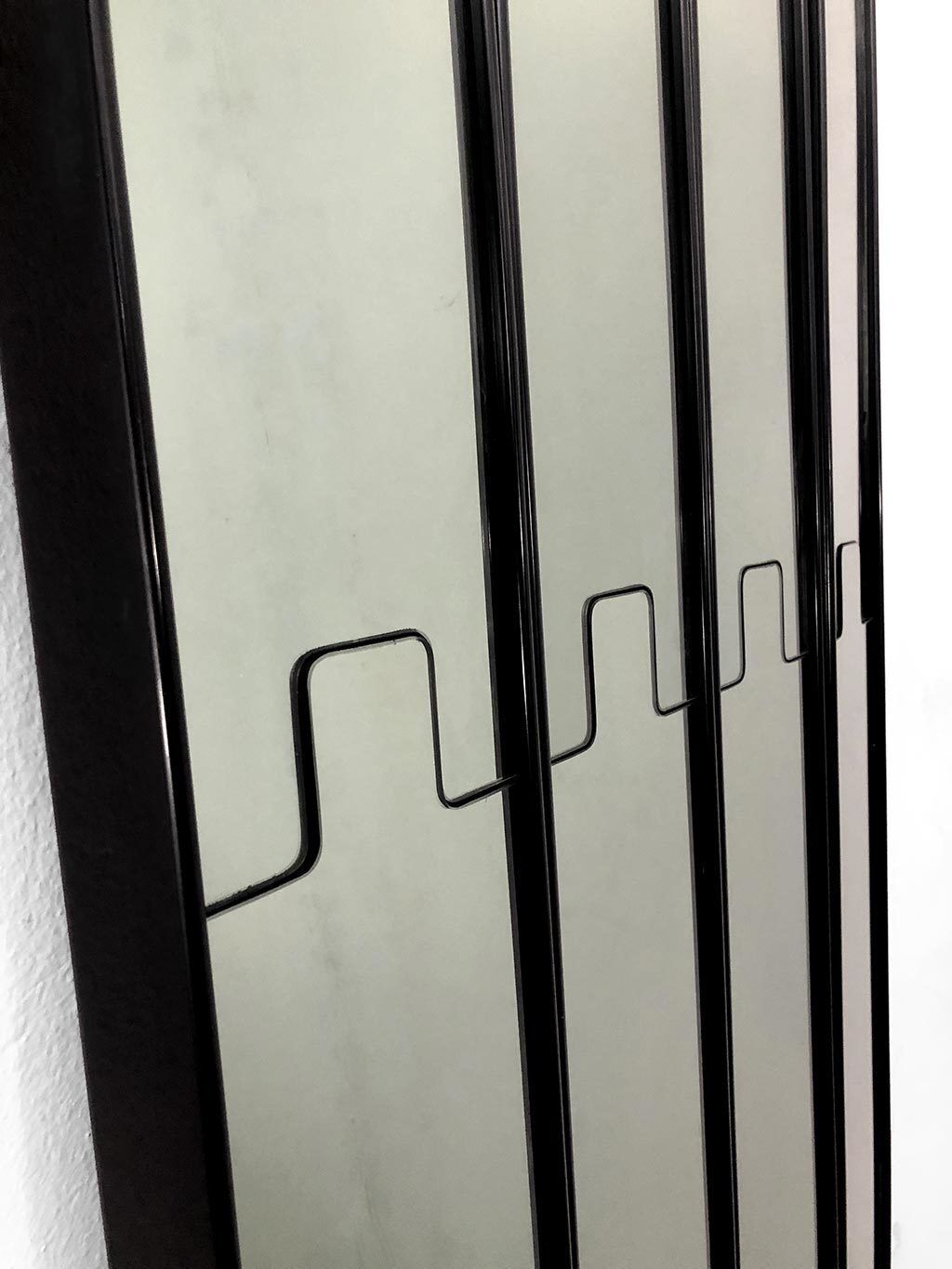 photo furniture Luciano Bertoncini, Mirrored Coat Rack, "Gronda" By Elco, 1970s