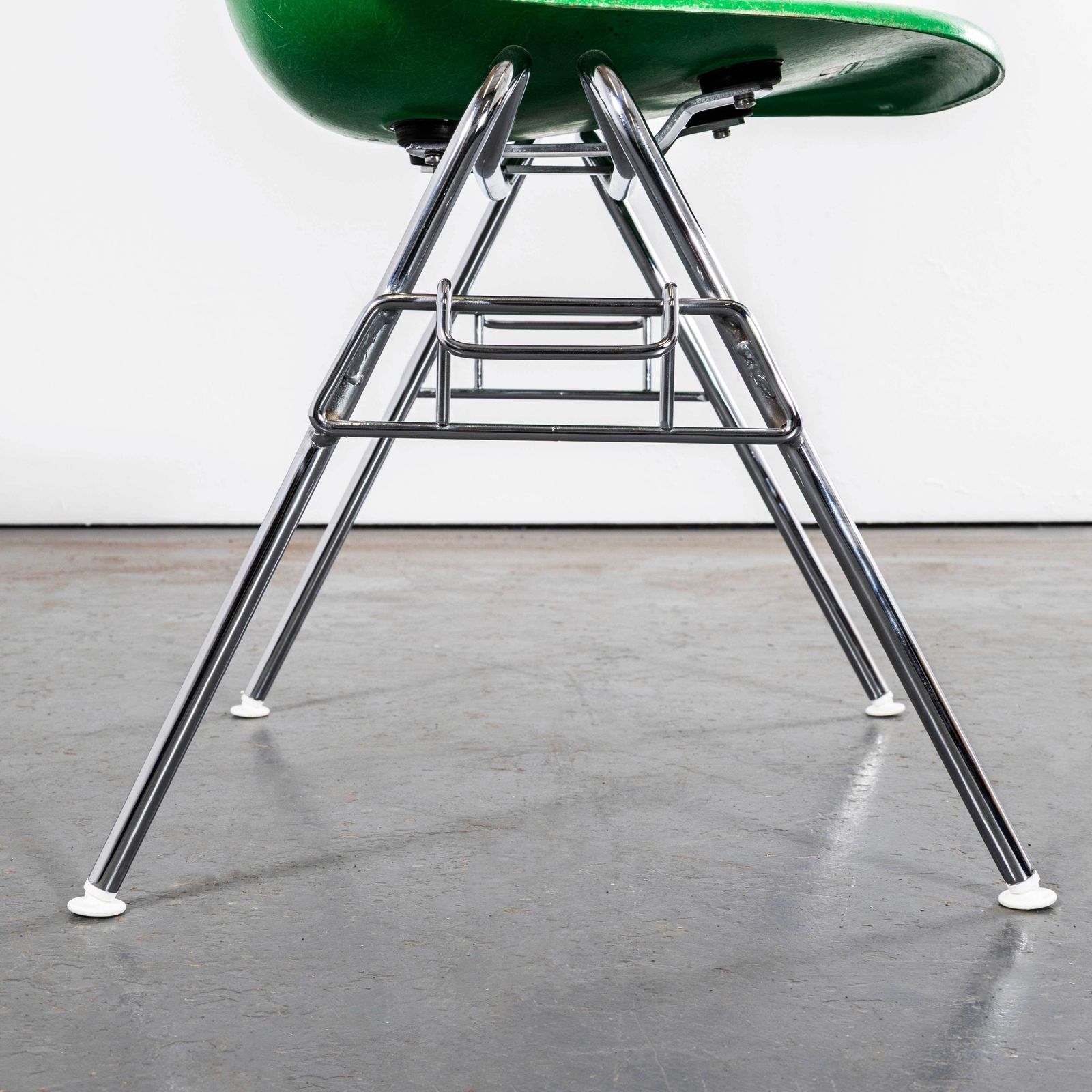 1960's Original Eames Dss Stacking Vivid Green Fibreglass Dining Chair   Set Of Six photo buy
