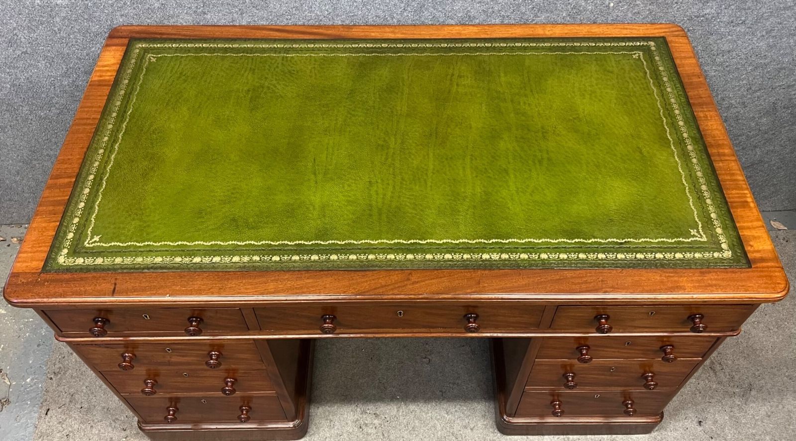 Good Quality 19th Century Mahogany Desk photo furniture