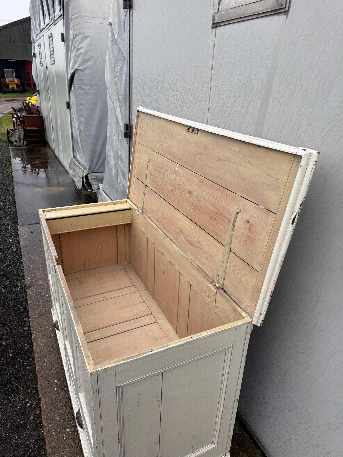 Drawers/Box   Large Victorian Mule Chest, Storage With Drawers photo 595.0