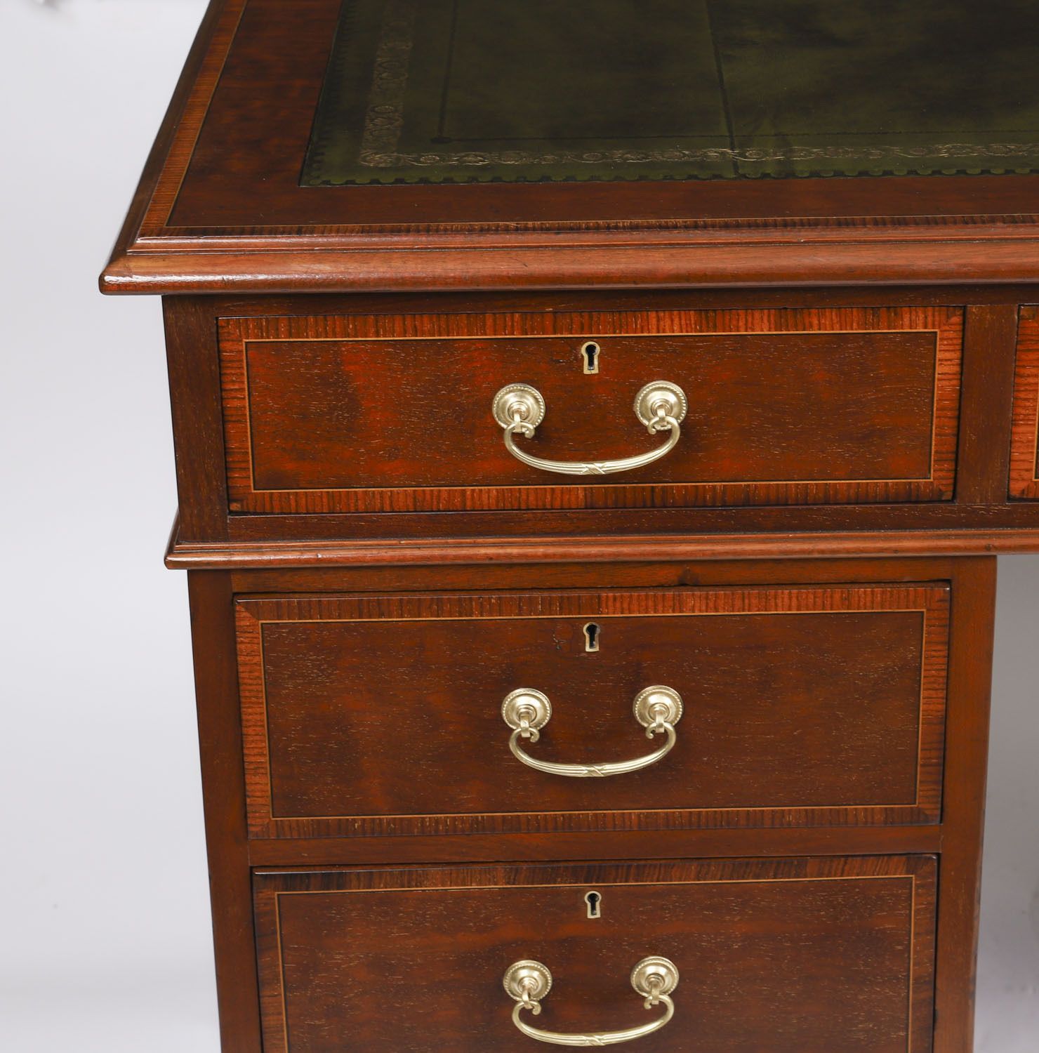 Victorian Crossbanded & Inlaid Flame Mahogany Pedestal Desk  19th C photo Furniture