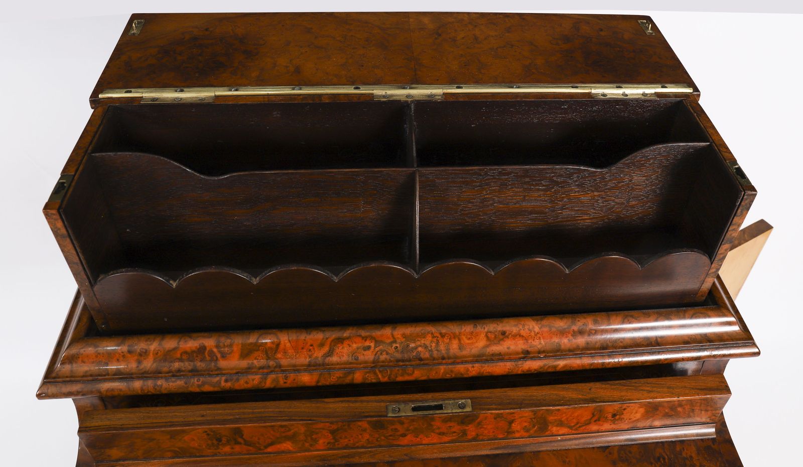 Victorian Burr Walnut  & Inlaid Pop Up Davenport Desk  19th C photo vinterior