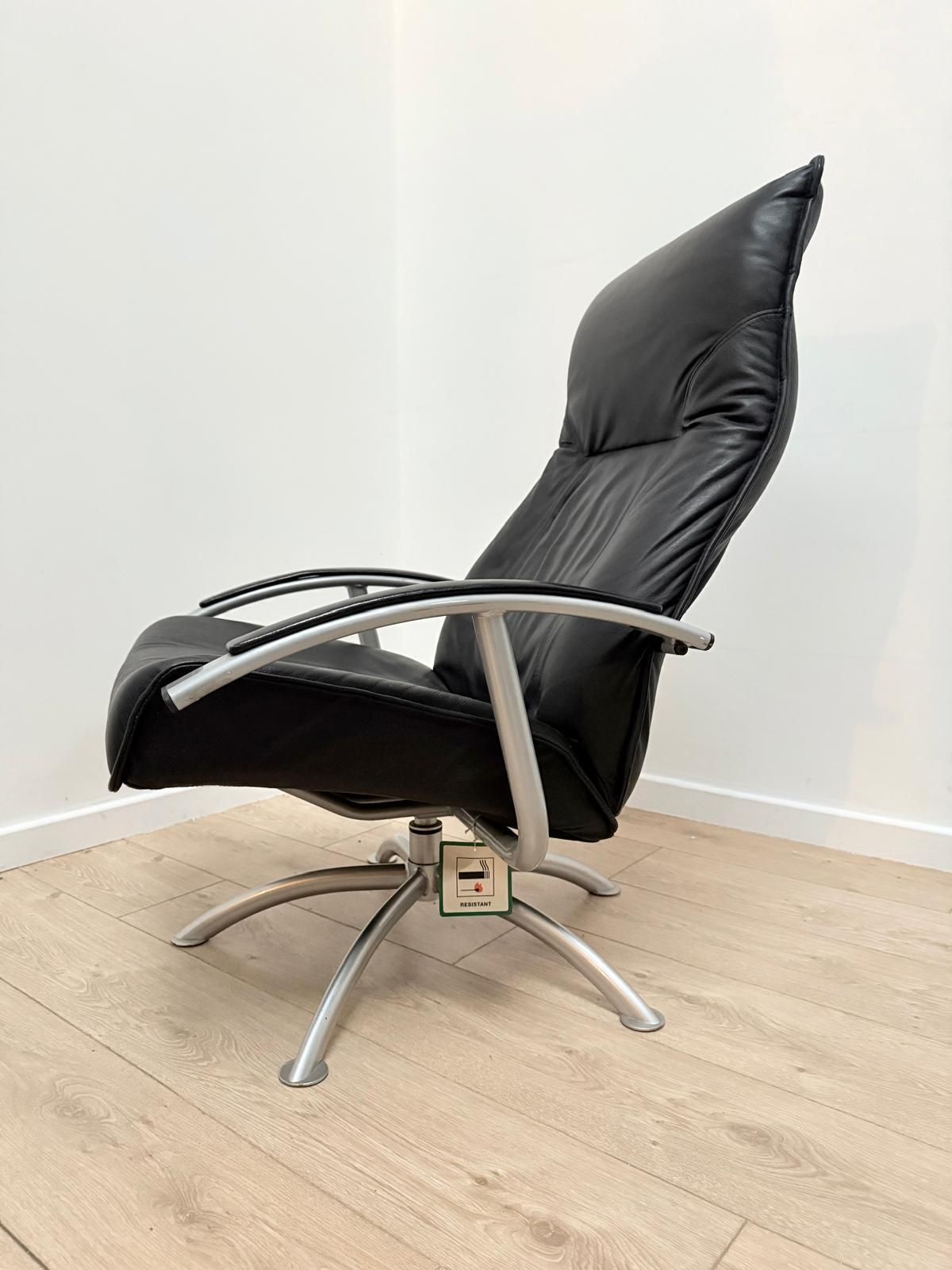 Vintage Danish Kebe Leather Swivel Recliner Set Very Comfy Delivery Available 0043. photo vintage