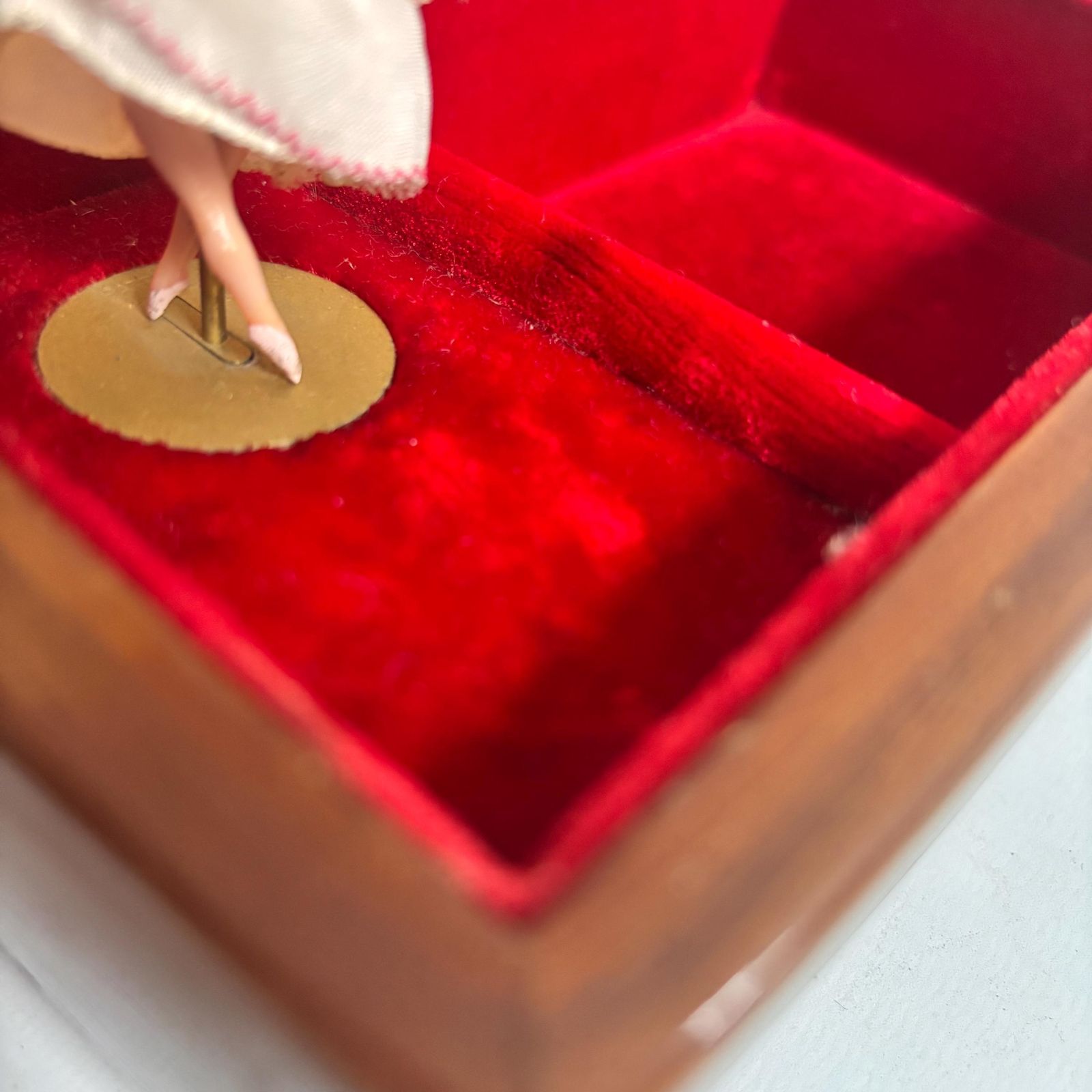 155.0 Vintage Reuge Musical Jewelry Box: Ballerina, Venice Scene photo