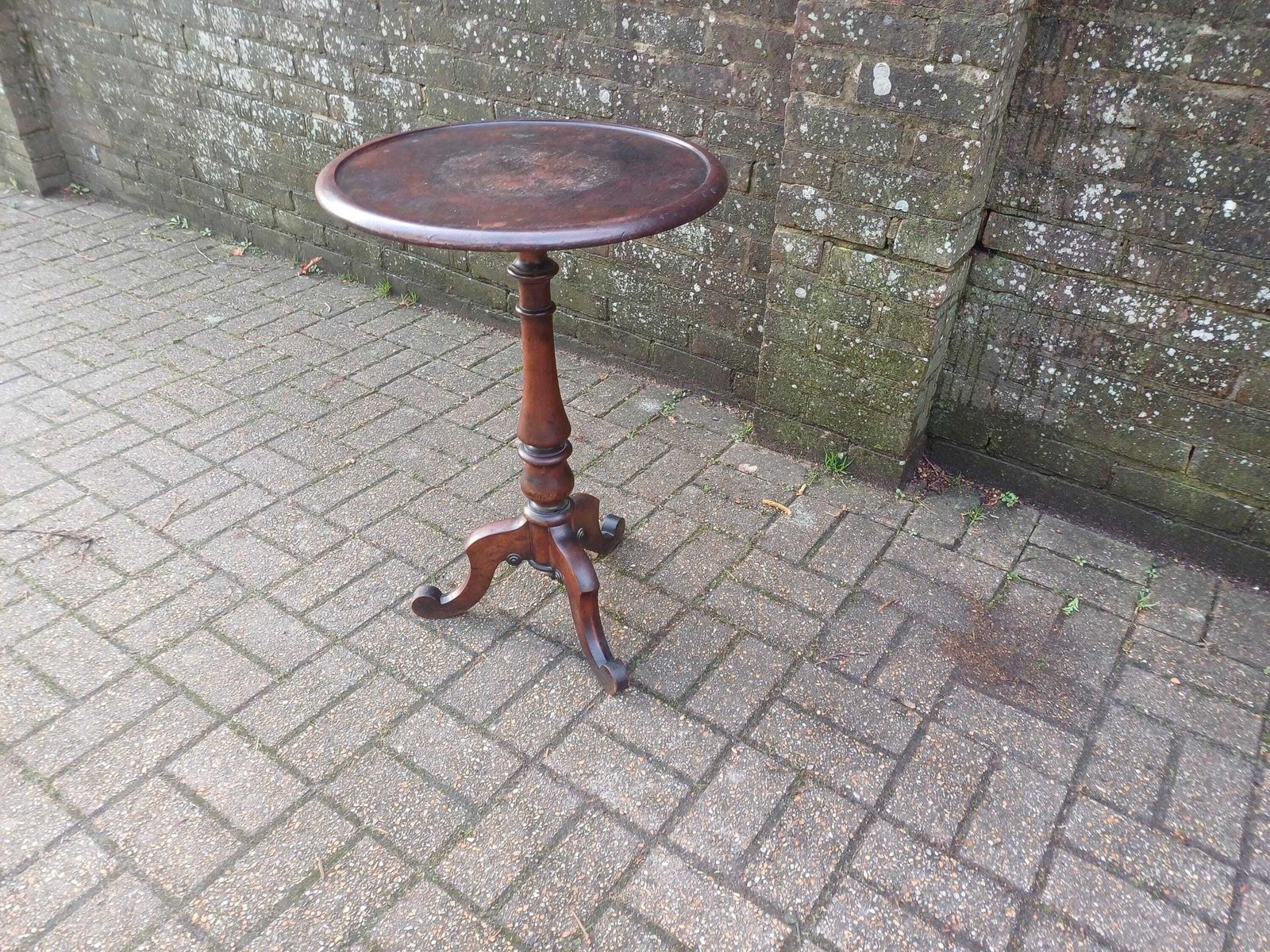 Victorian Mahogany Wine Table Side Table Antique Occasional Lamp Table Tripod Base Turned Column Sturdy Top Deep Patina