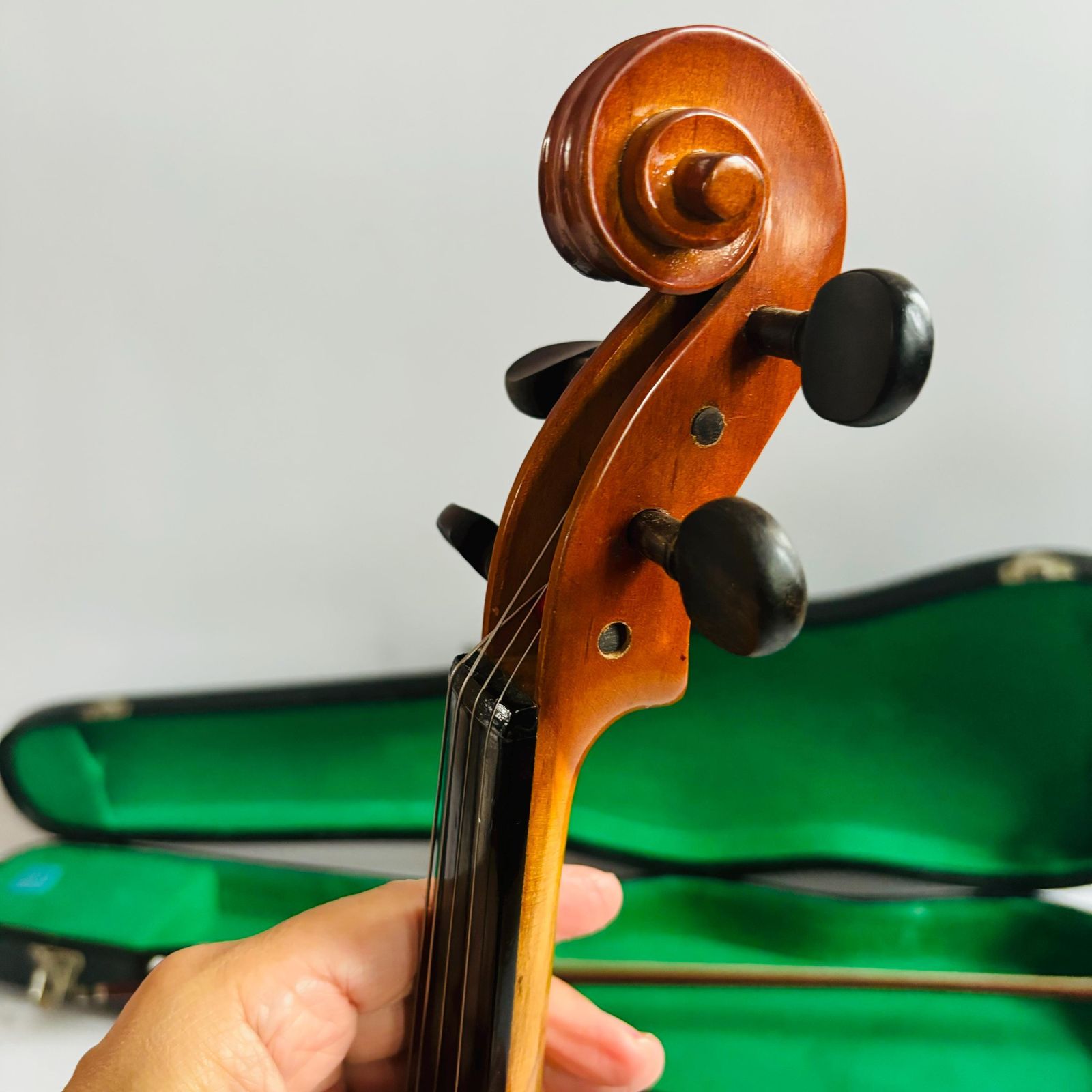 photo furniture Antique Spruce Violin With Bow: Unrestored Display Piece
