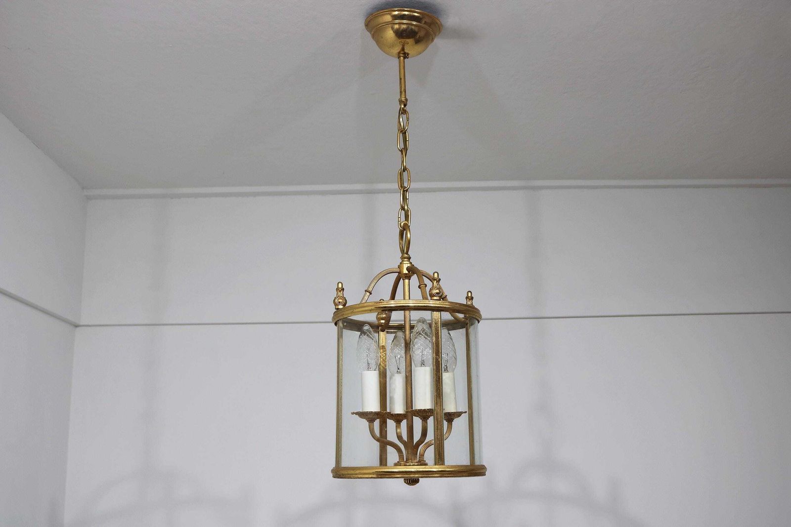 Gesigneerde Sciolari Vergulde Messing Lantaarn: Italiaanse Empire Stijl Hanglamp, Jaren 1960 photo furniture