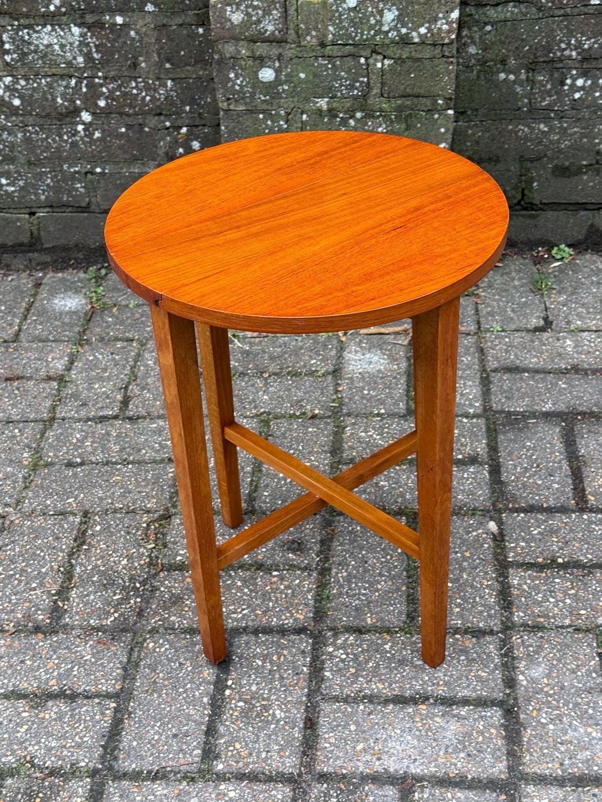 Vintage Retro Scandinavian Style Folding Side Table – Retro Teak Effect Mid Century Table (1) photo Furniture