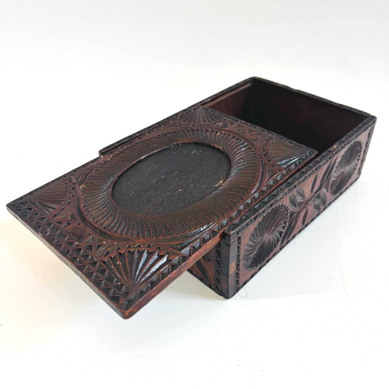 Antique Edwardian Elm Trinket Box: Chip Carved Design, Picture Insert