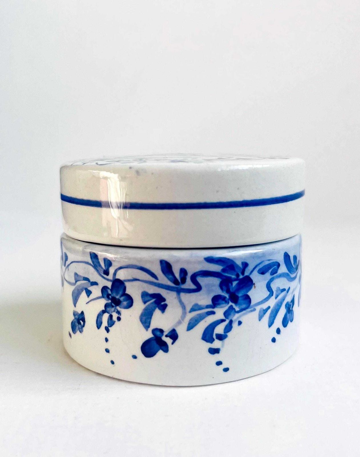 photo buy Vintage Rouen Style Blue & White Cherub Trinket Box – Hand Painted French Faience Pot / Putti Lidded Jewellery Box