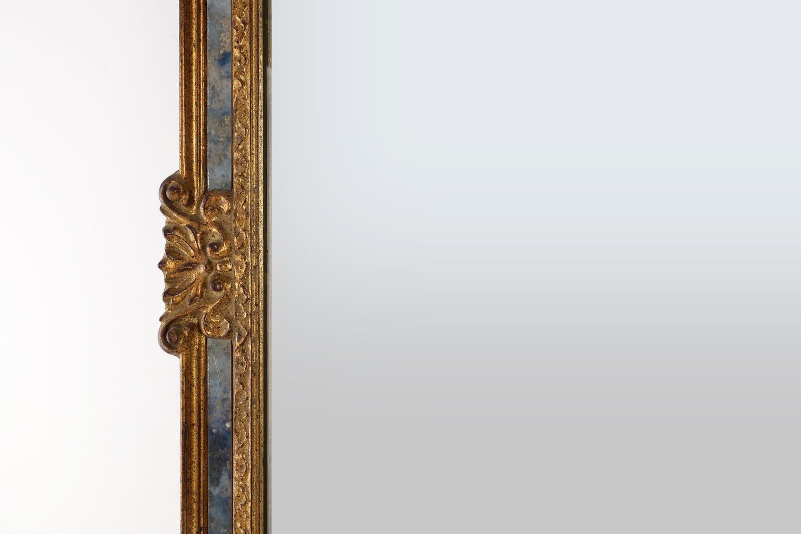 20th Century Baroque Revival Mirror In Gilded Resin From Deknudt, Belgium, 1950s photo Home Decor