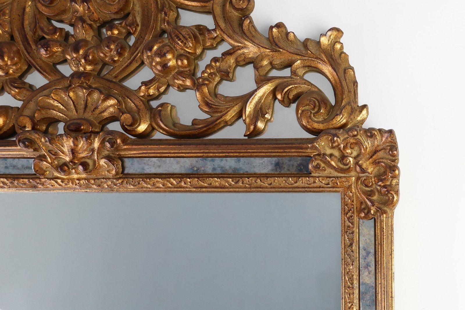 20th Century Baroque Revival Mirror In Gilded Resin From Deknudt, Belgium, 1950s photo 1304.0
