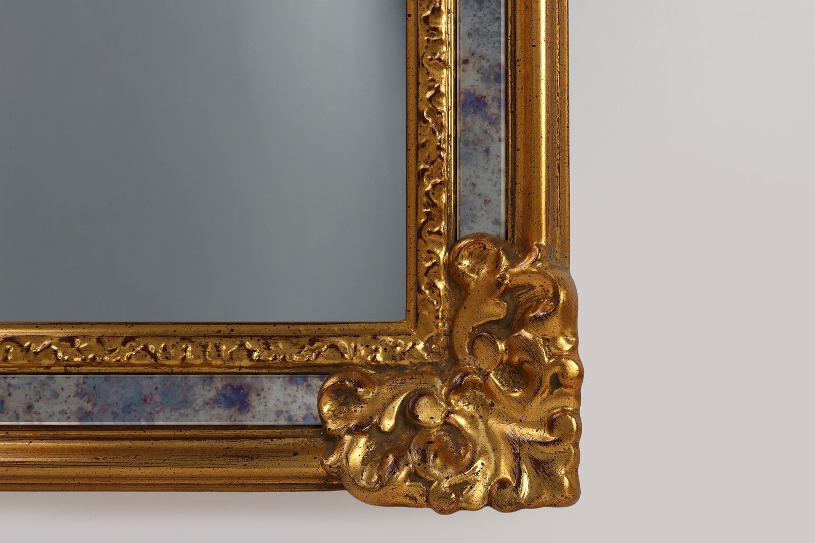 20th Century Baroque Revival Mirror In Gilded Resin From Deknudt, Belgium, 1950s photo furniture