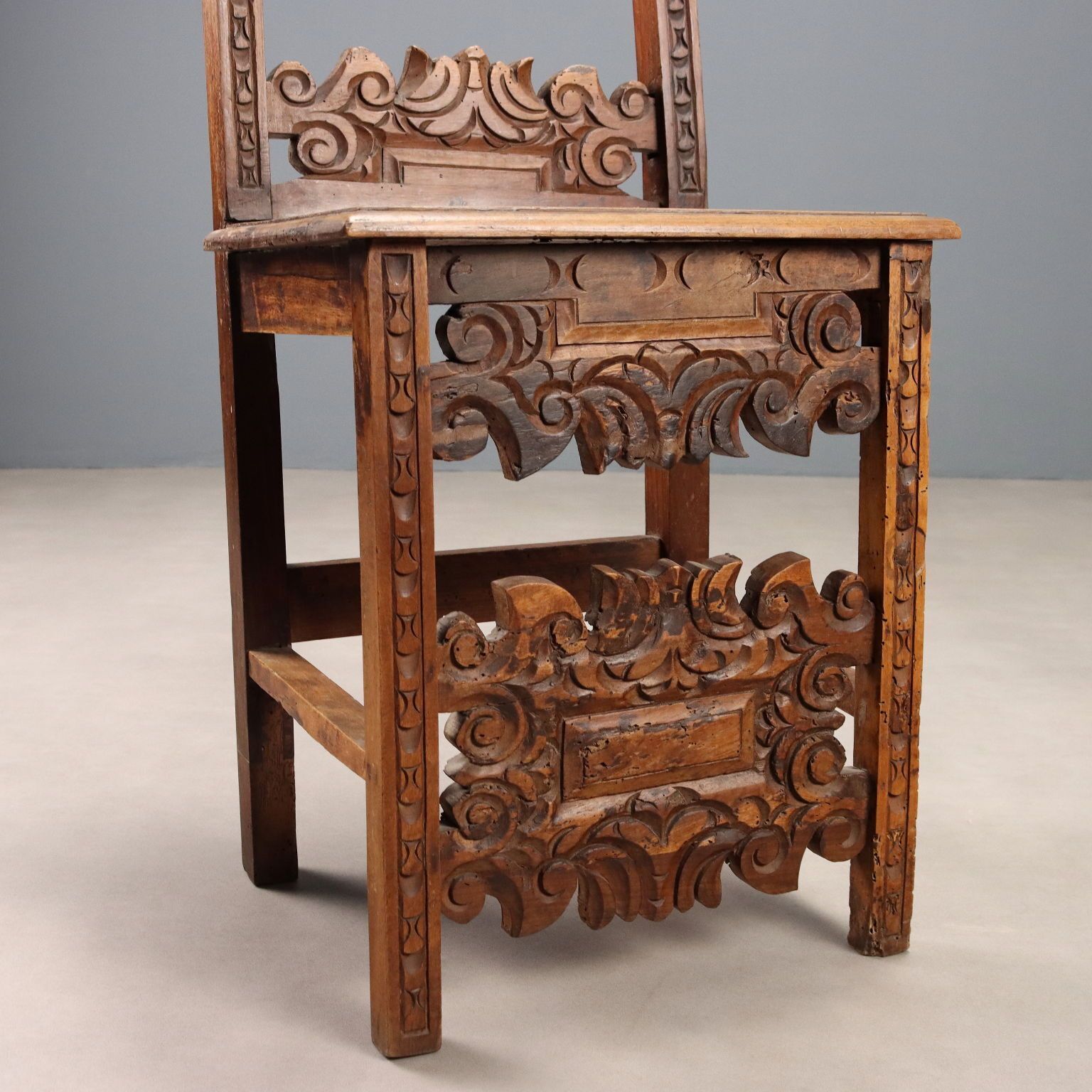 Baroque Chair Walnut Carvings Decoration XVII Century photo vinterior