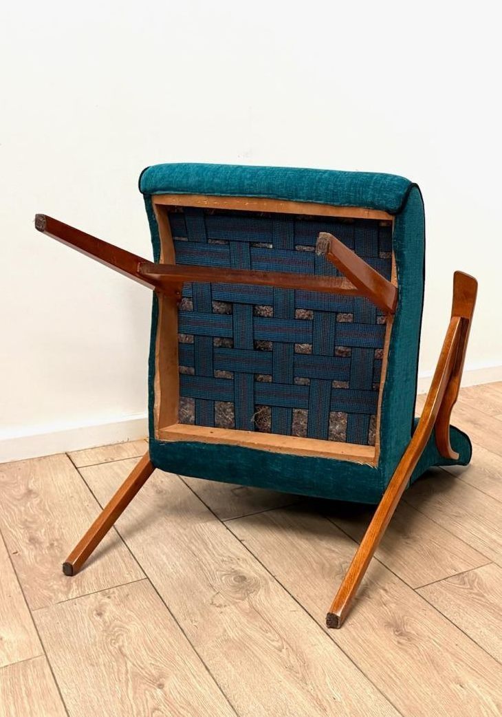 Vintage Italian Gio Ponti Special Style Armchair 1950  Delivery Available 0007. photo Furniture