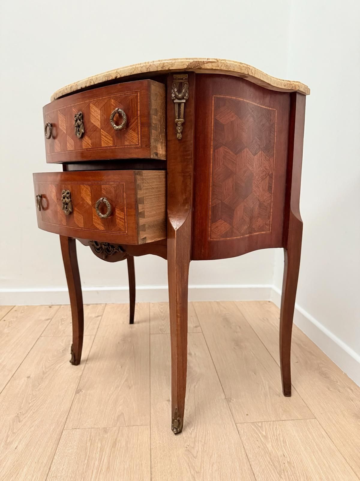Beautiful French Louis XV Tulipwood Marquetry Chest 0187. photo furniture
