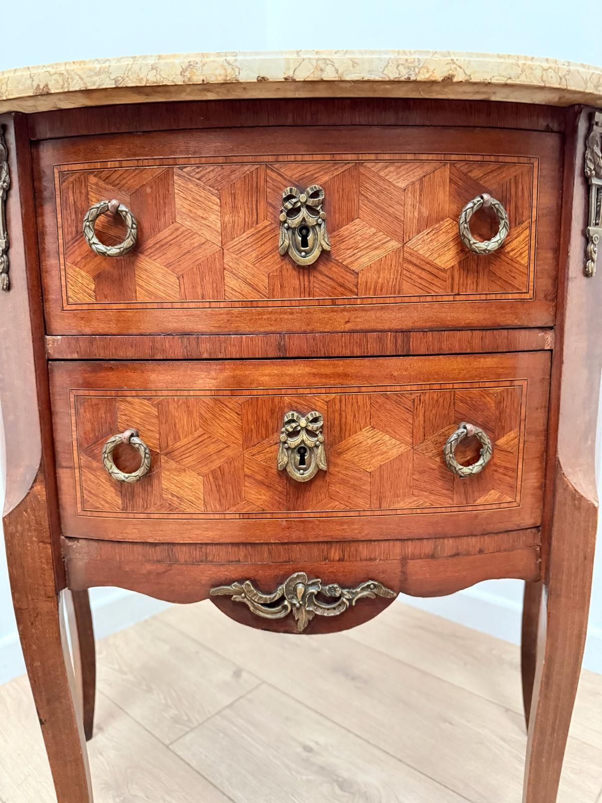 Beautiful French Louis XV Tulipwood Marquetry Chest 0187. photo vintage