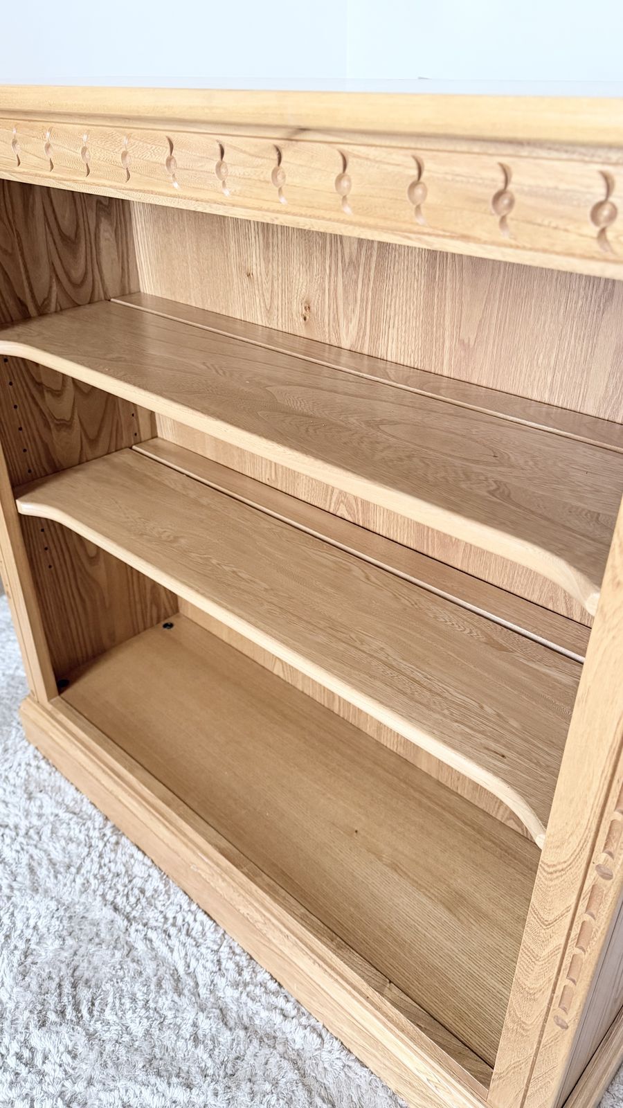 Ercol Golden Dawn Elm Open Bookcase photo vinterior