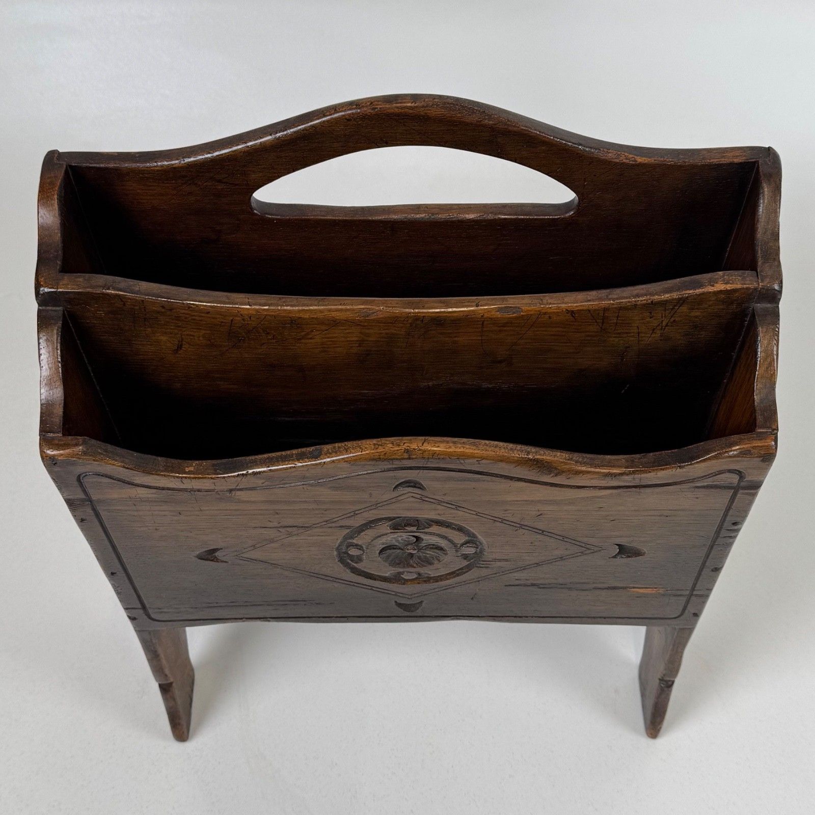 photo furniture Antique 20th Century Good Quality Magazine Rack In Oak