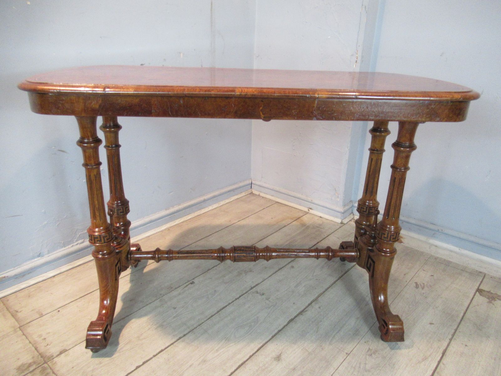 950.0 Quality   Victorian   Burr Oak   Side Table photo