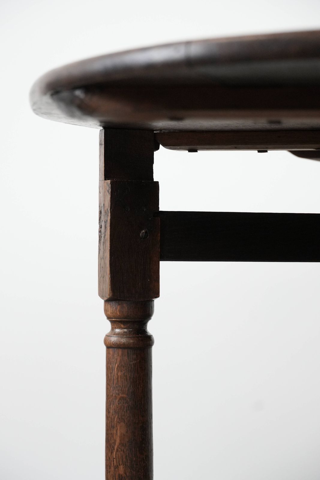 photo vintage Antieke Engelse Eiken Zij /Eettafel/Gateleg Tafel Uit De 18e Eeuw Met Prachtige Patina