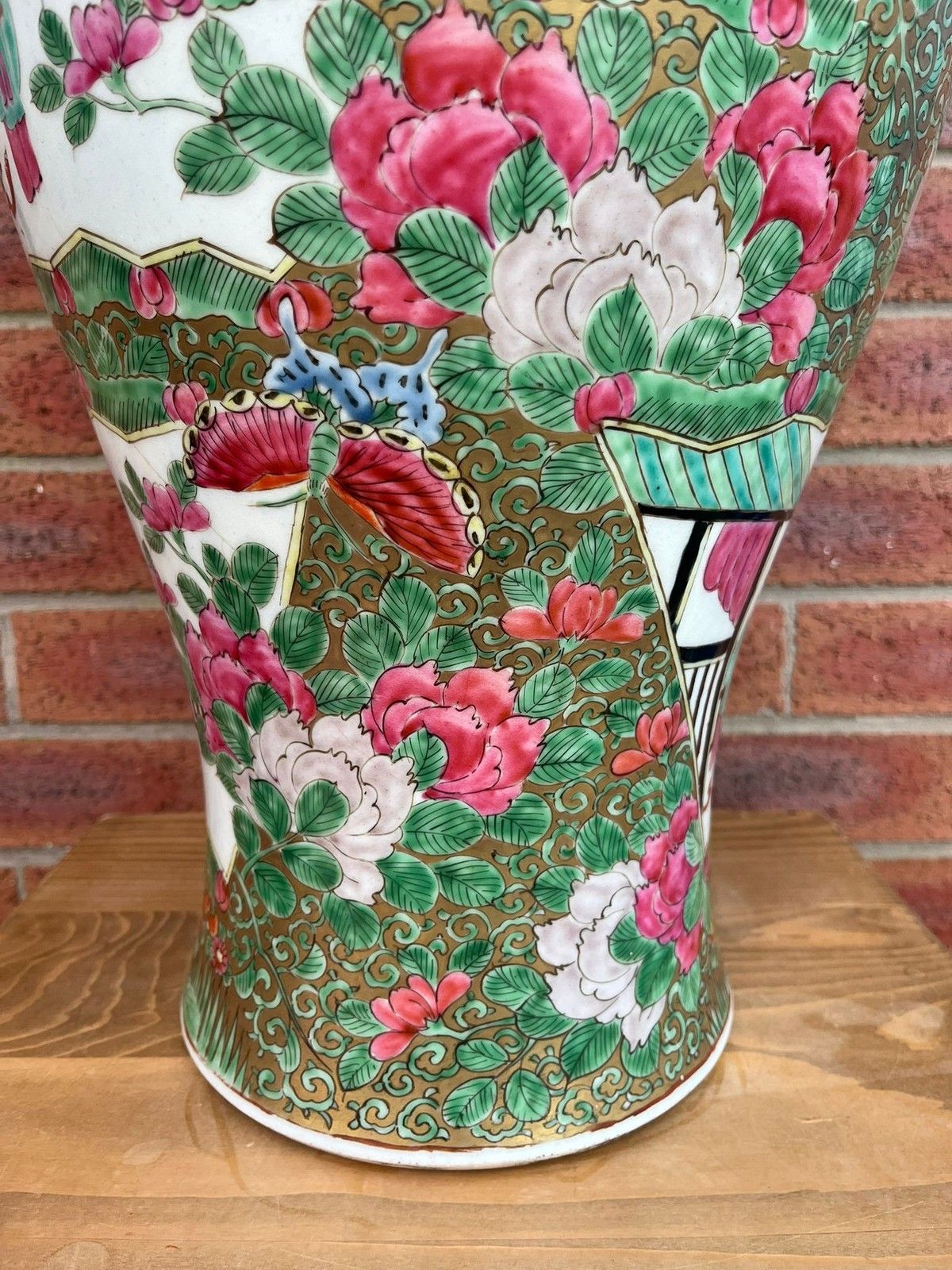 Chinese Porcelain Large 67cm Hand Painted Famille Rose Vase & Wooden Lid Cover photo buy