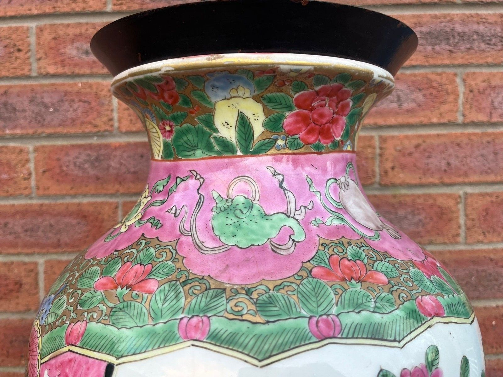 Chinese Porcelain Large 67cm Hand Painted Famille Rose Vase & Wooden Lid Cover photo vintage