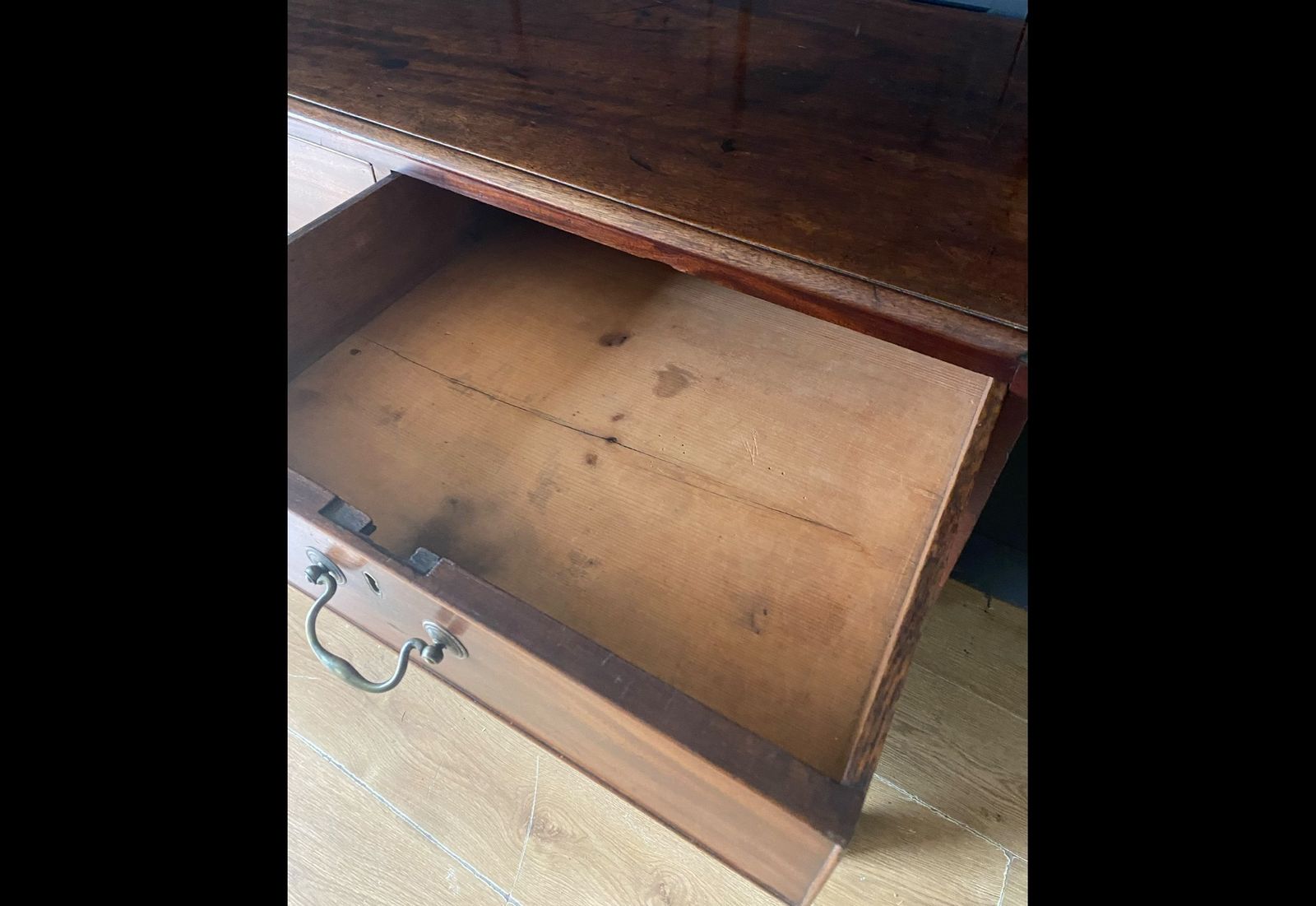 Georgian Mahogany Chest Of Drawers photo Furniture