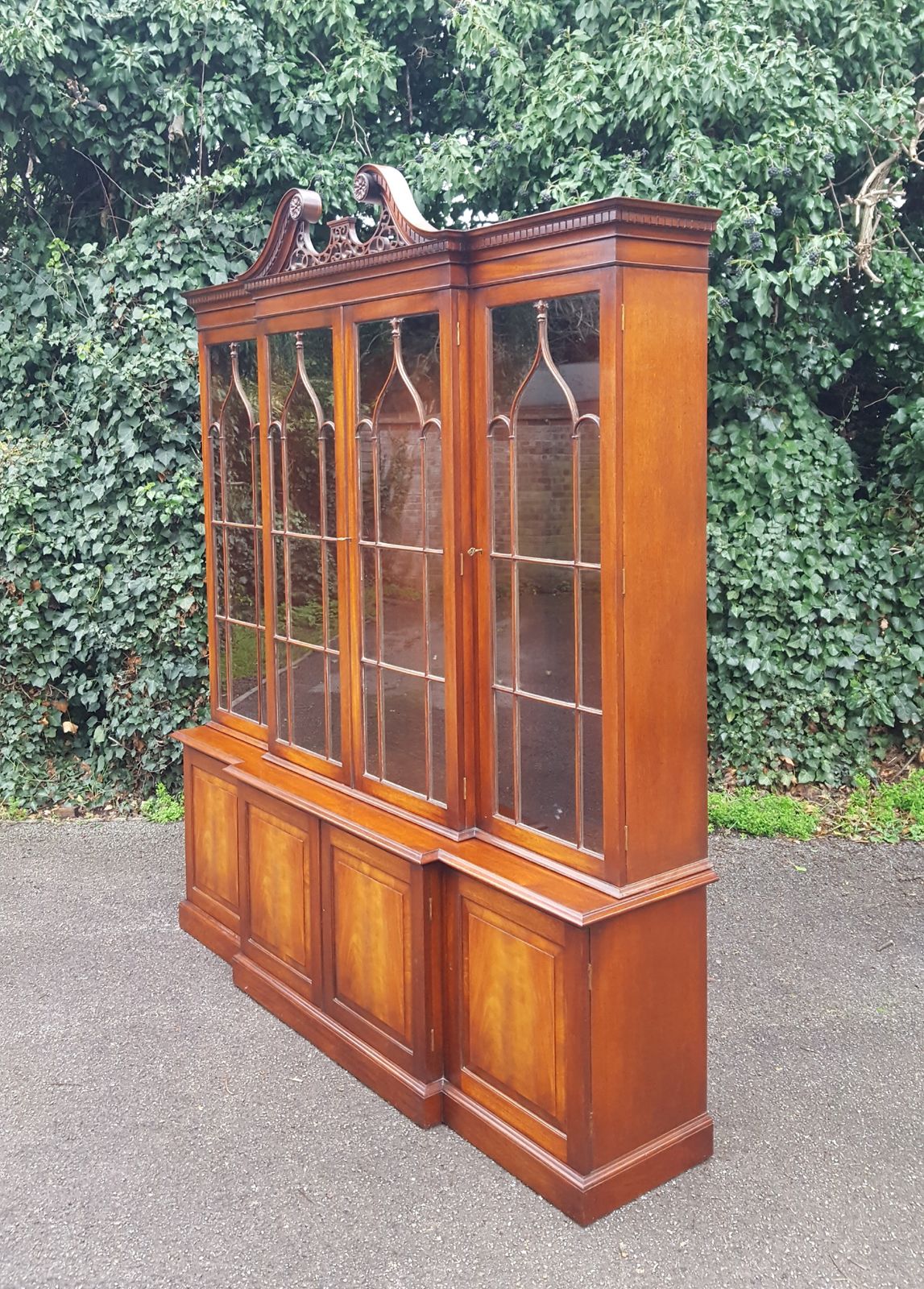 Titchmarsh & Goodwin Mahogany Breakfront Library Bookcase photo for sale