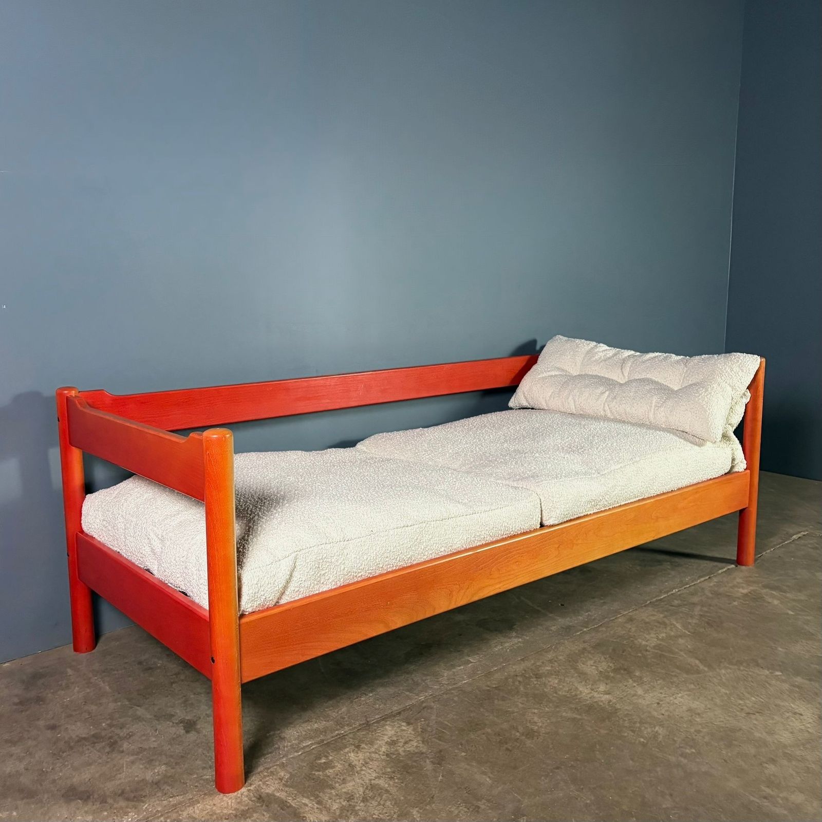 Red Habitat Vico Magistretti Carimate Three Seater Sofa/Daybed Mid Century Retro Mcm photo for sale