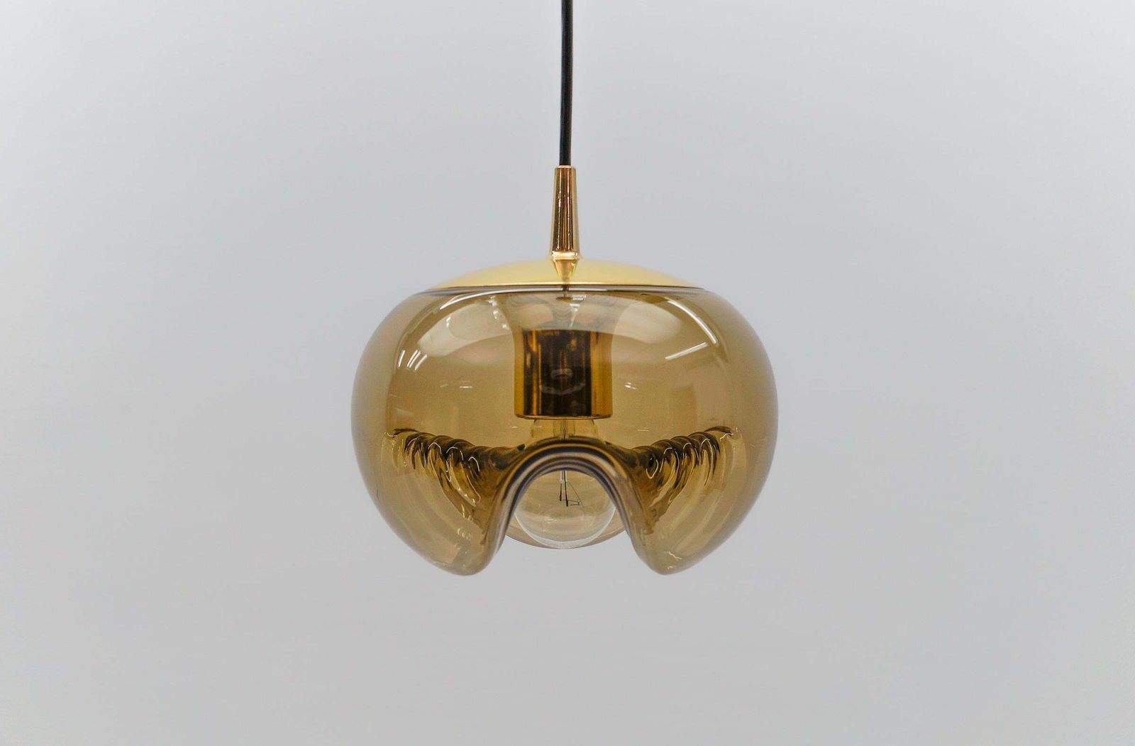 Smoked Glass Lamp "Wave" By Koch & Lowy For Peill & Putzler, 1960s photo vinterior