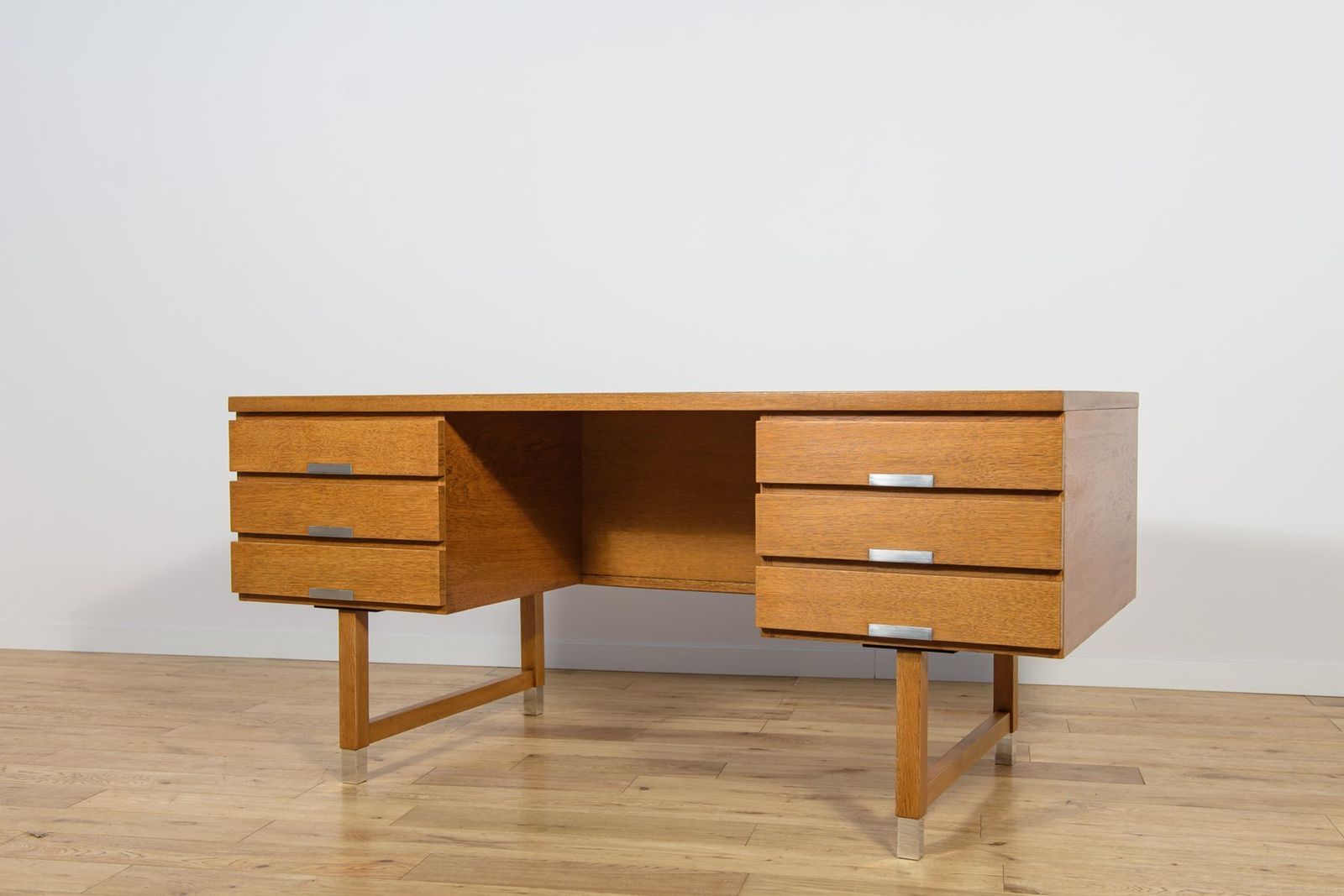 Mid Century Modern Oak Desk From Eigil Petersens Møbelfabrik, Denmark, 1970s photo furniture