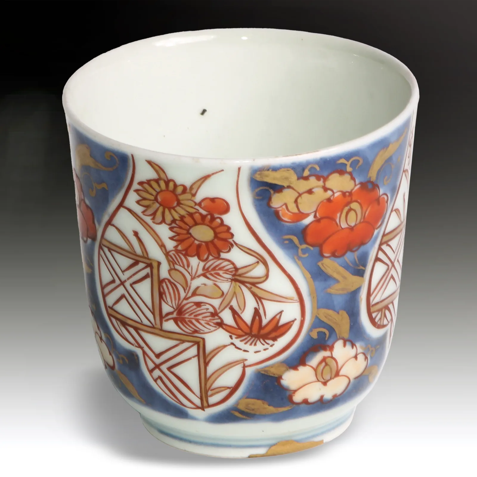 Japanese Early Edo Imari Pair Of Superb Wine Cups Early 18th C Circa 1720 photo 225.0