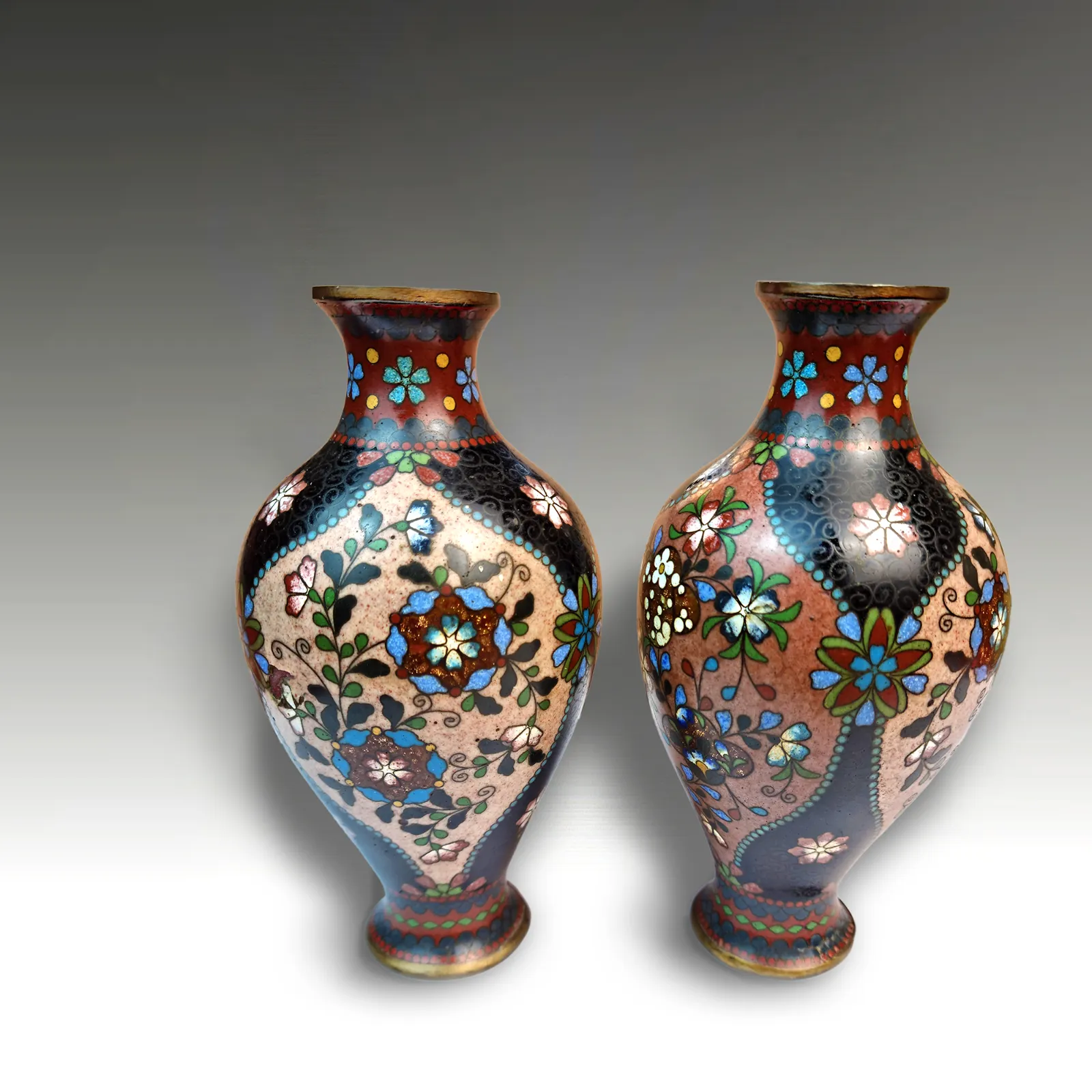 Japanese Cloisonne Pair Gold Flake Vases  Meiji Period  Signed  Superb  17cm H