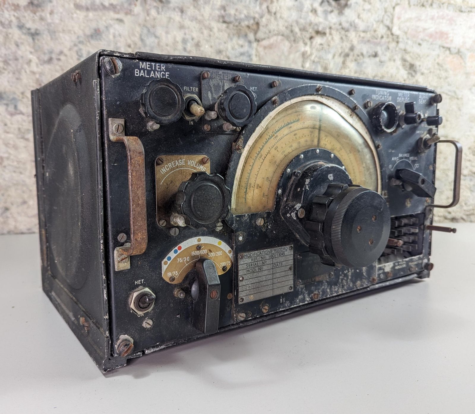 Original Ww2 Raf Air Ministry Aircraft Radio Receiver – R1155b – Serial No. 94781 photo furniture