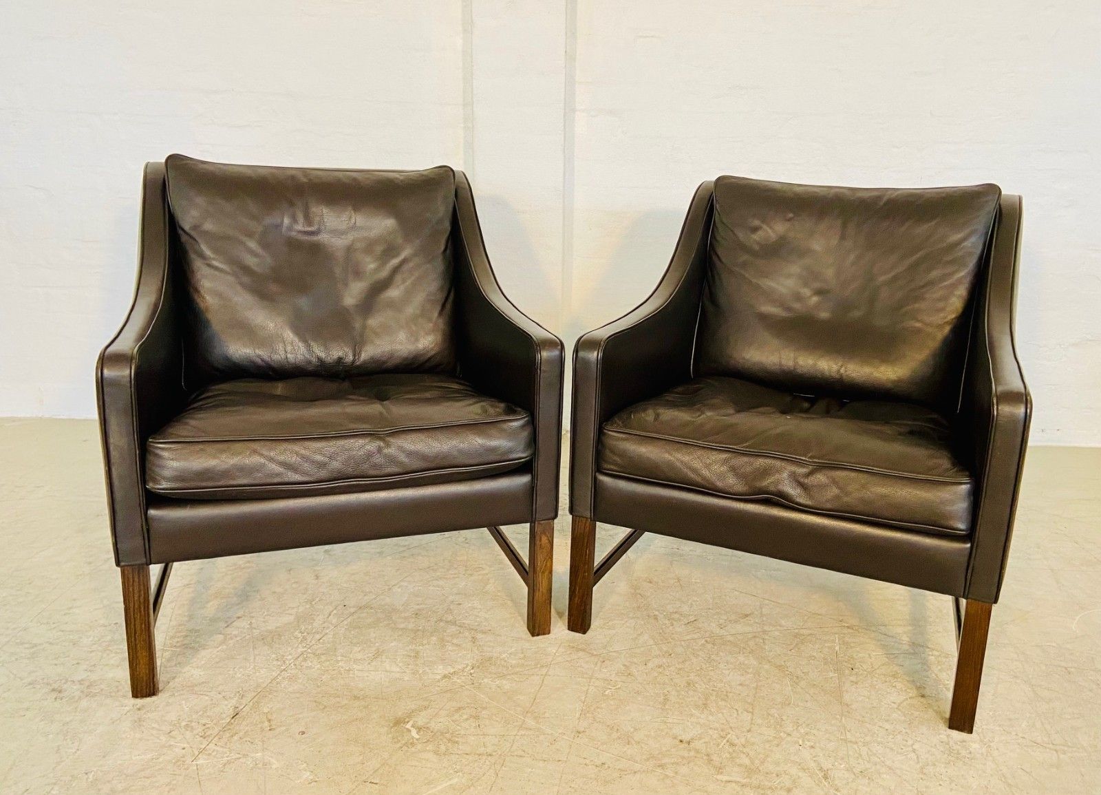 Mid Century Fredrik Kayser Leather & Rosewood Lounge Chairs – Brown Leather photo furniture