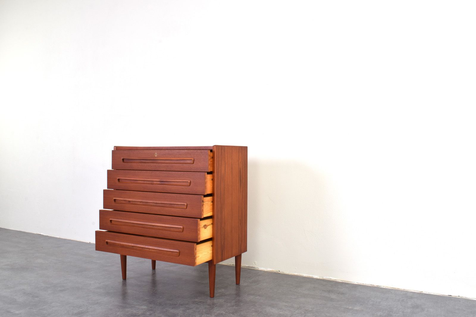 photo furniture Mid Century Danish Teak Chest Of Drawers, 1960s