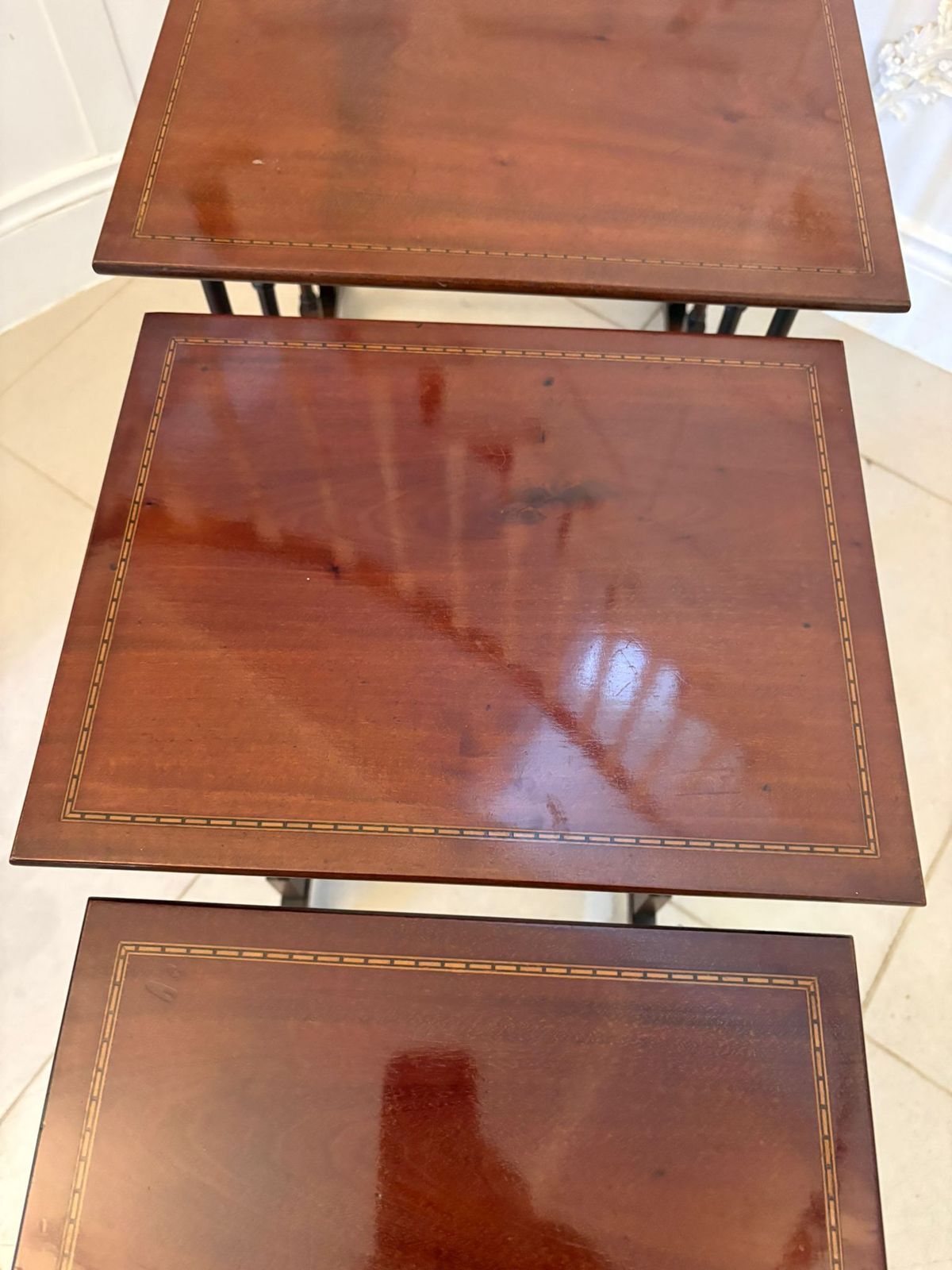 Antique Mahogany Quartetto Nest Of Tables With Satinwood Inlay photo 1485.0