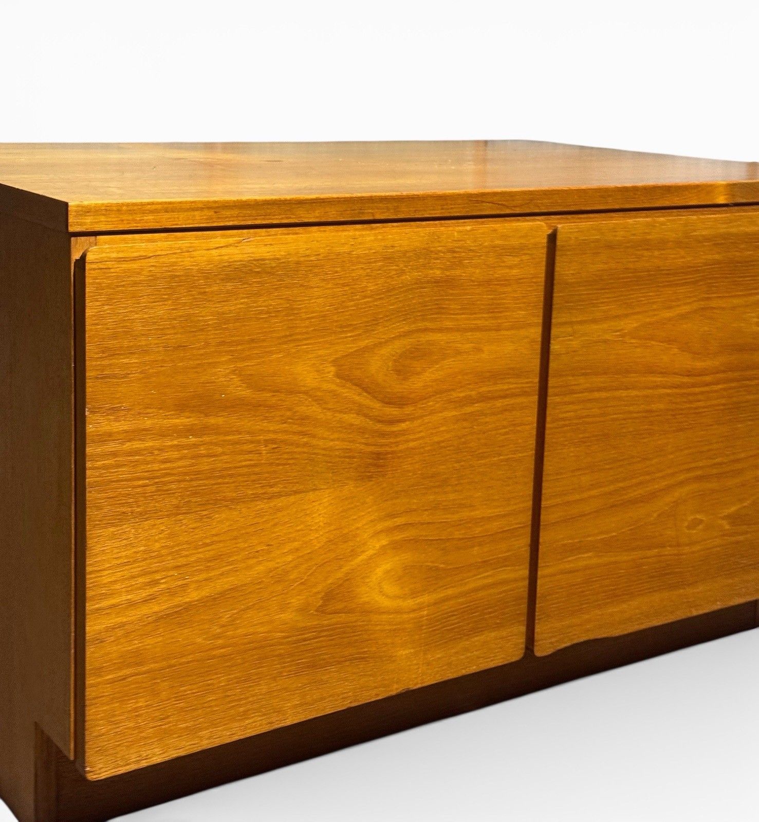 Teak Beaver And Tapley Media Unit Cupboard Cabinet Mid Century Retro C1970s photo Furniture
