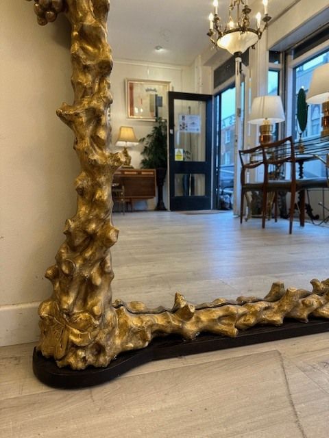 Large Antique Italian 18th Century Gilt Wood Mirror photo vinterior
