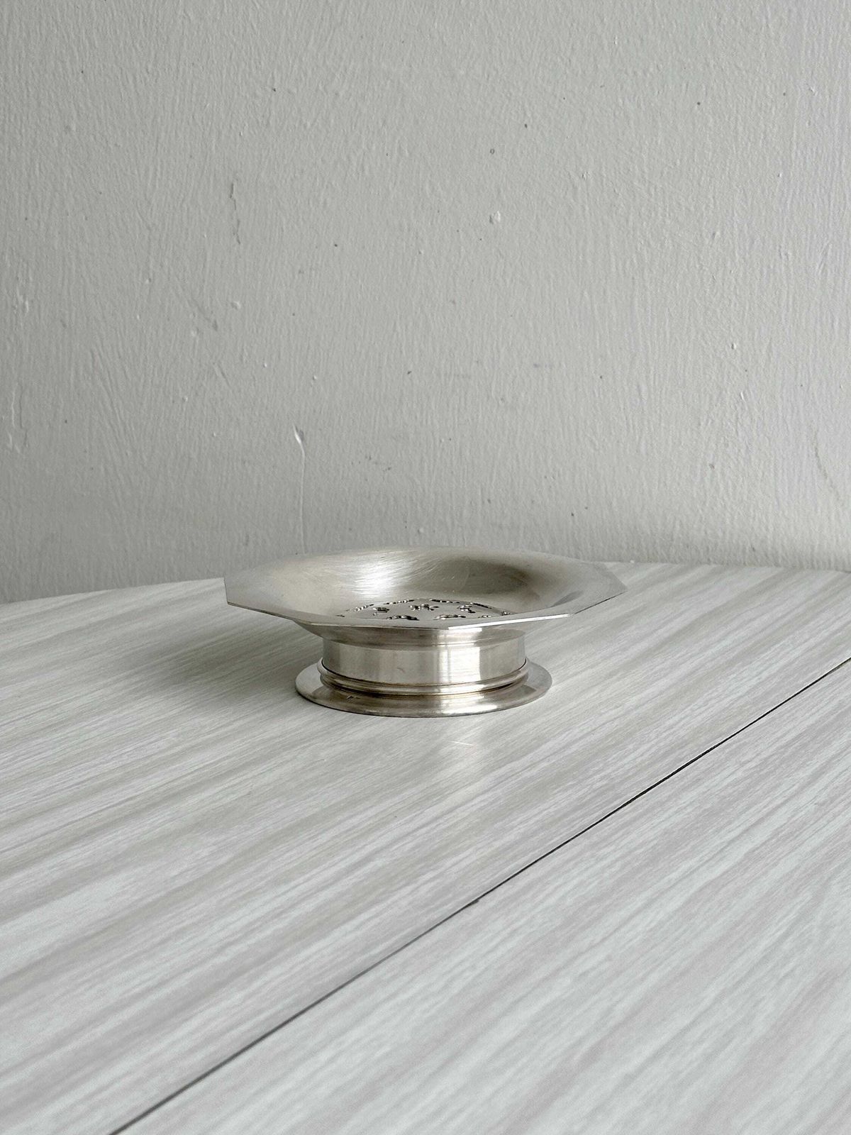 Antique Coquillor Butter Dish In Shiny Silver Metal, For Elegant Presentation Of Butter In Thin Slices, A Refined Table Object