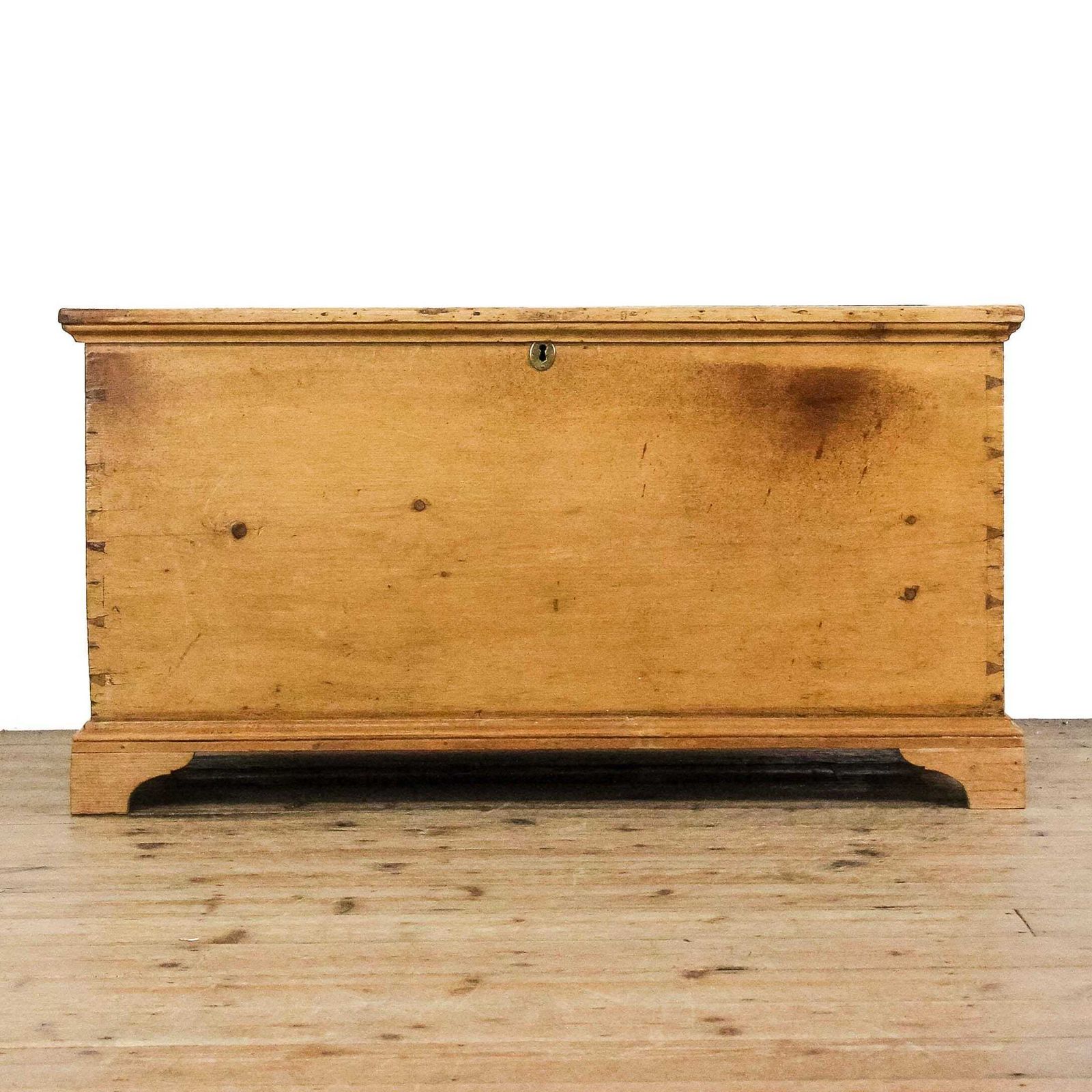 Antique Victorian Pine Trunk | Antique Furniture | Antique Trunk | Antique Storage | Pine Trunks | Blanket Box (M 6618)