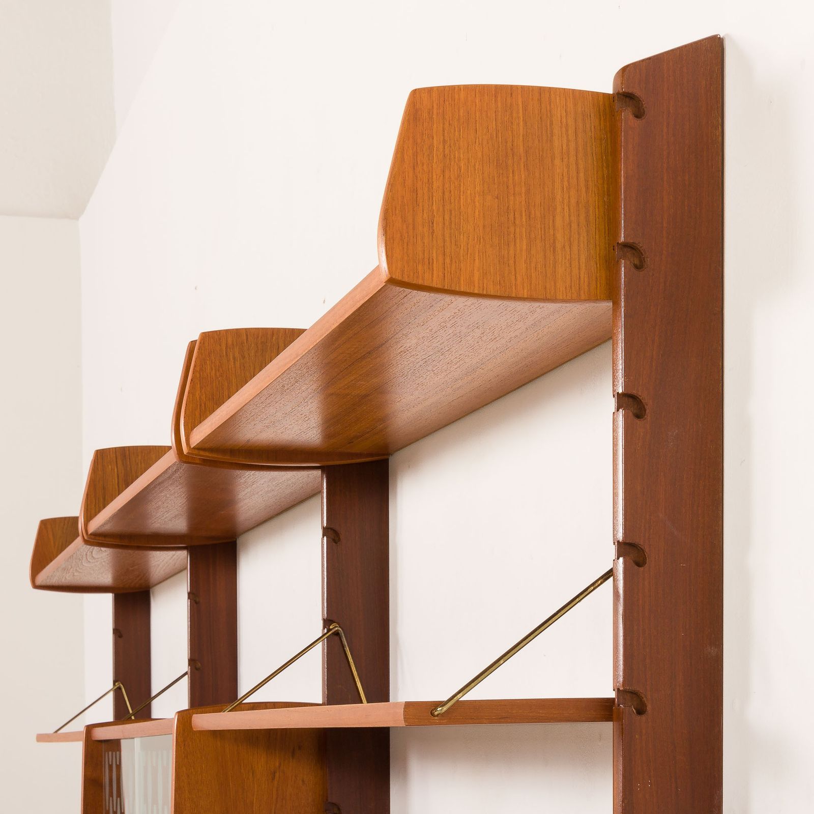 photo vintage Ergo 3 Bay Free Standing Teak Wall Unit By John Texmon, Norway 1960s