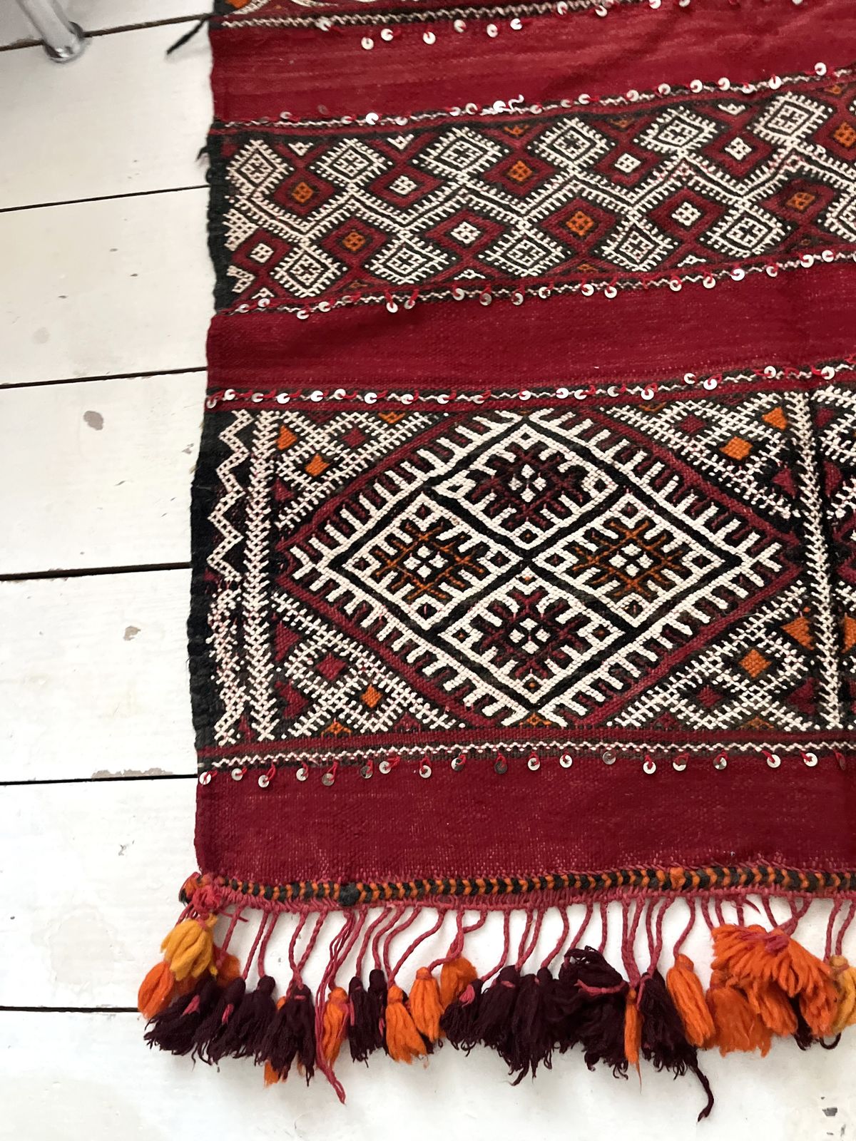 Vintage Moroccan Kilim Berber Rug Wool Sequinstassels photo 1000.0